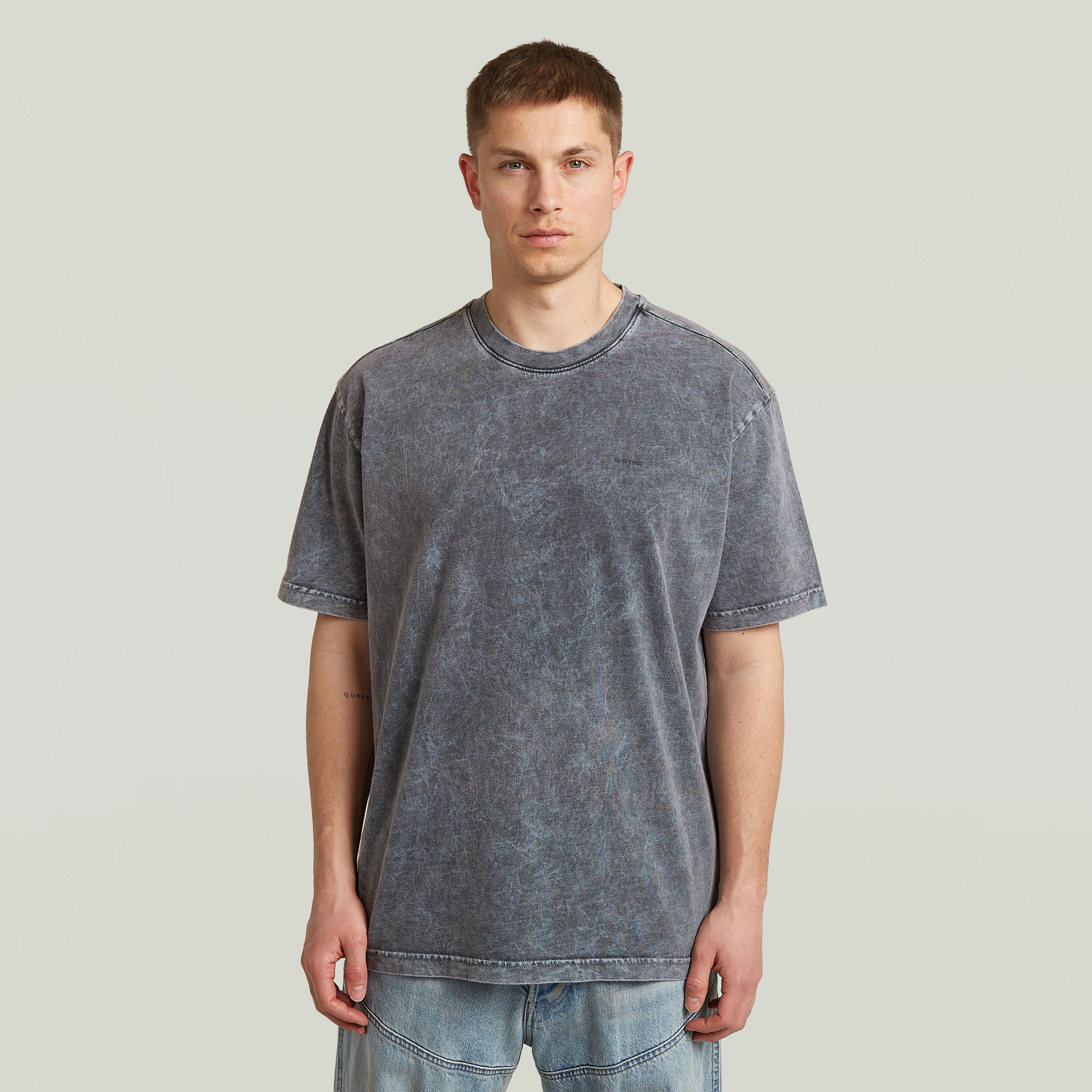 Acid Washed T-Shirt - Dark blue - Men
Acid Washed T-Shirt - Dark blue - Men