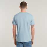 G-STAR Outlet Camiseta Badge Artwork Azul claro