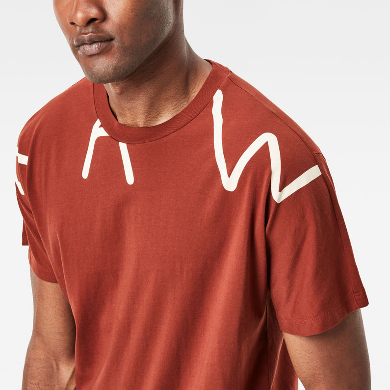 G-Star RAW® Dystix Regular Fit T-Shirt Brown detail shot