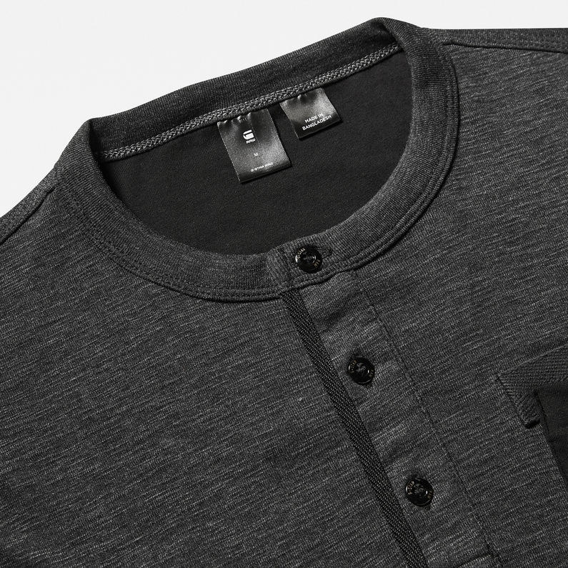 G-Star RAW® Classic Granddad Pocket T-Shirt Black detail shot