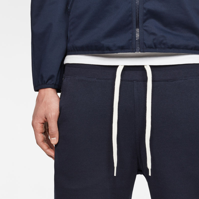 G-Star RAW® Core Stripe Loose Sweatshorts Dark blue detail shot