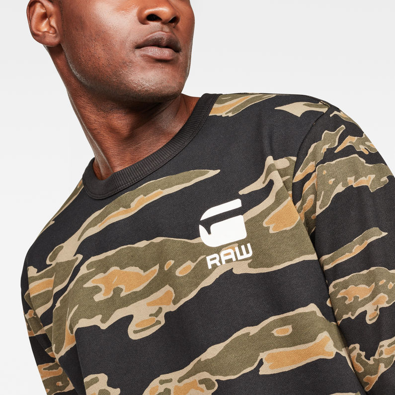 G-Star RAW® Tertil Stalt Deconstructed Sweater Green detail shot