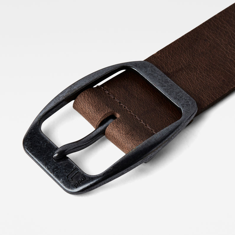 G-Star RAW® Ladd Belt Brown detail shot buckle
