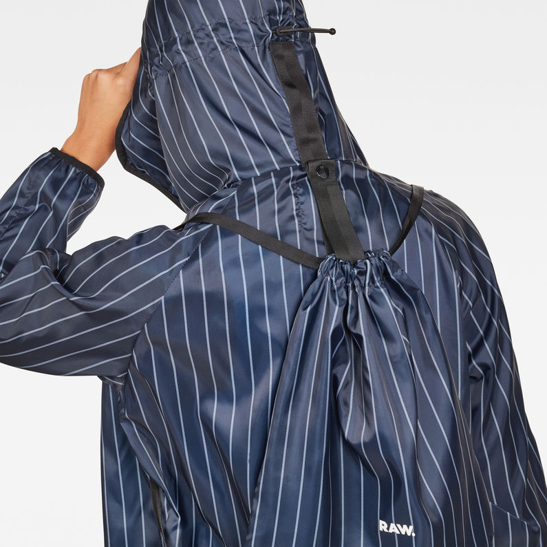 G-Star RAW® Strett Hooded Parka + Gym-Bag Dark blue detail shot