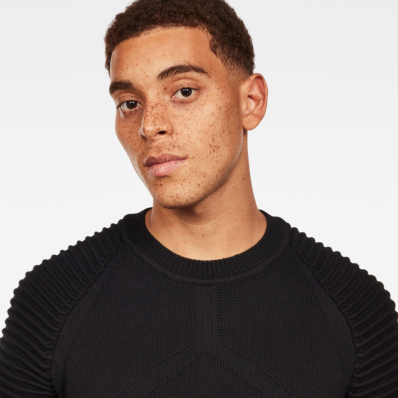 G-Star RAW® Suzaki Pro Knit Black detail shot