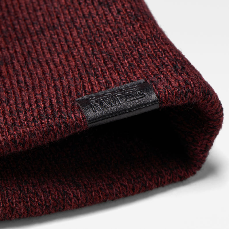 G-Star RAW® Effo Long Heather Beanie Red detail shot buckle