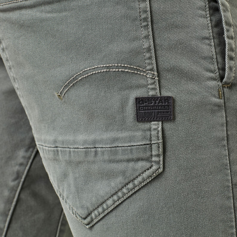 G-STAR Outlet D-Staq 3D Slim Jeans Grey detail shot