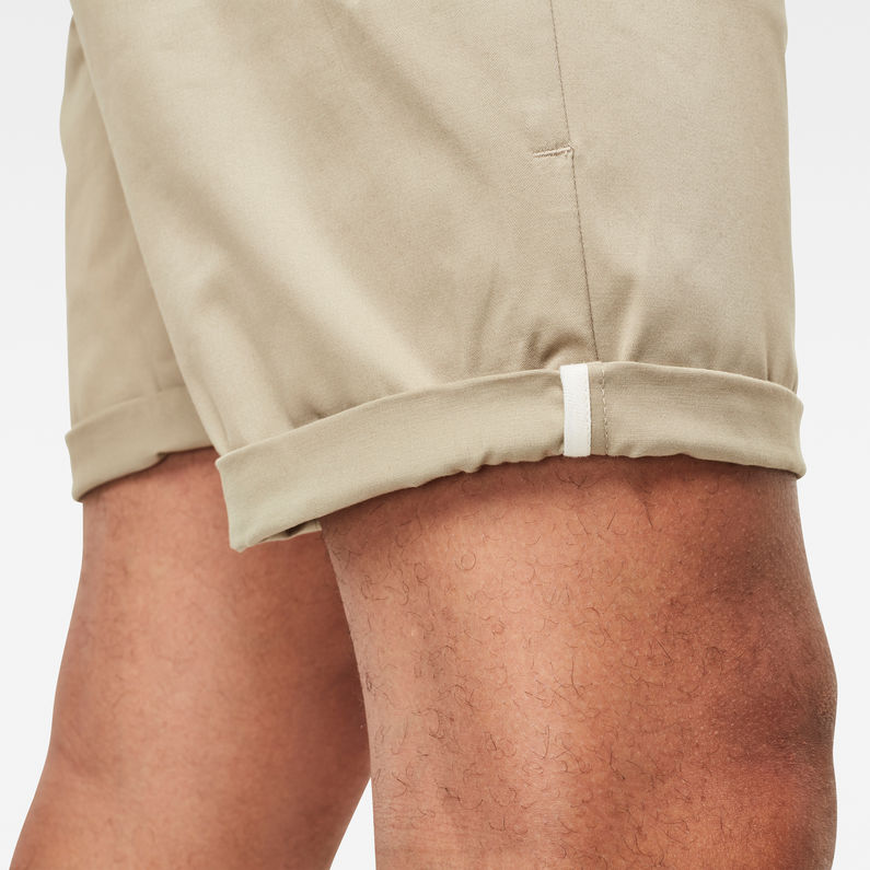 G-STAR Outlet Shorts Straight Chino 1\2 Length Beige detail shot
