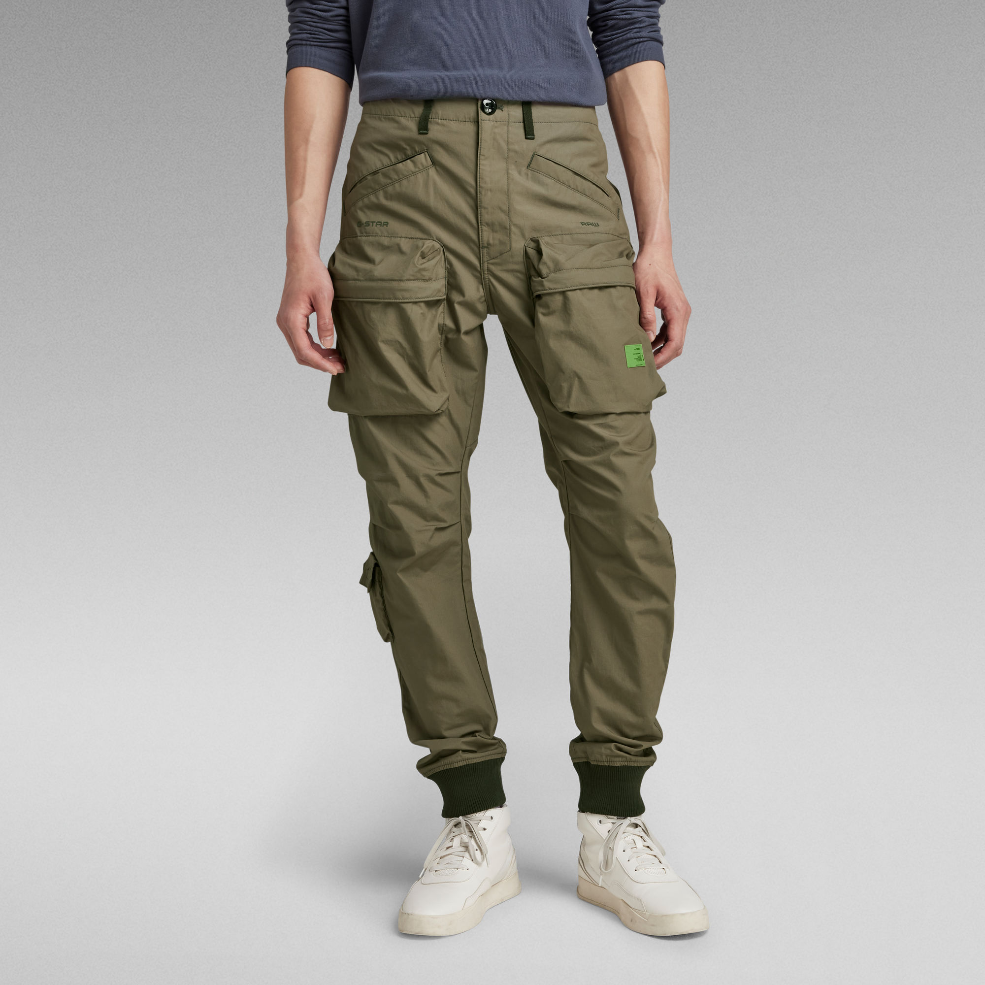 

Relaxed Tapered Cargo Pants - Brown - Men