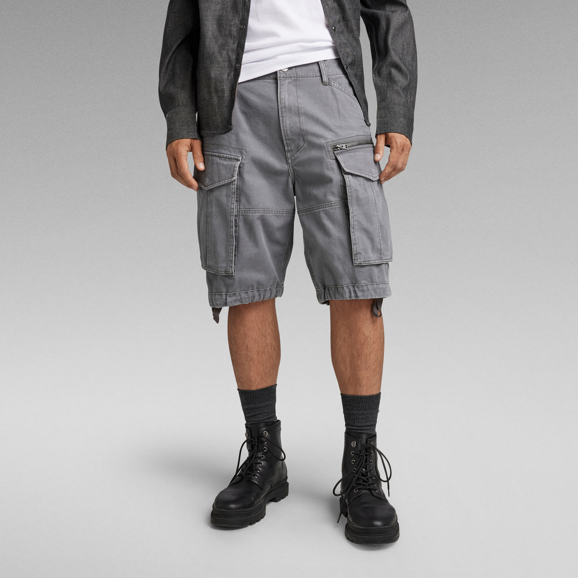 

Rovic Zip Relaxed Shorts - Grey - Men