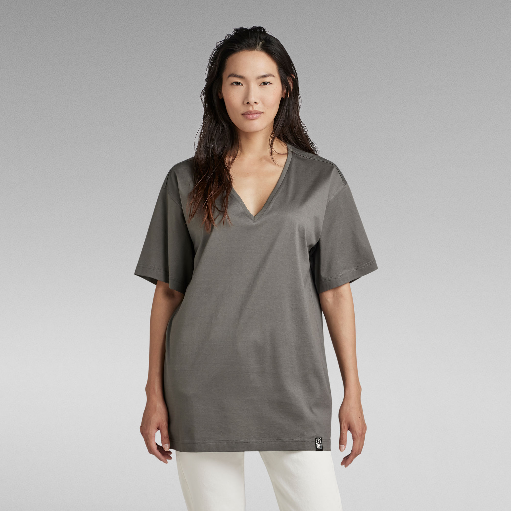 Essential Loose Deep V-Neck T-Shirt - Grau - Damen