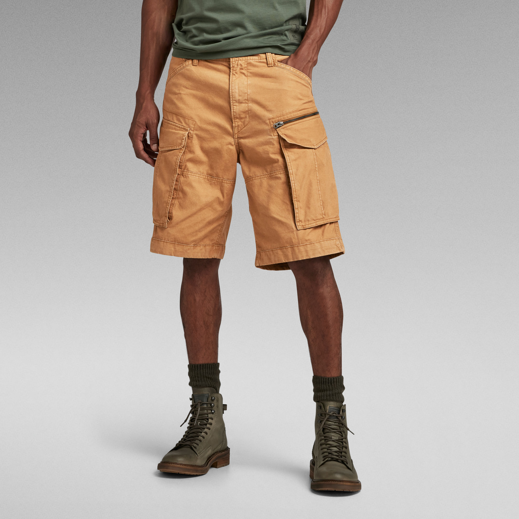 

Rovic Zip Relaxed Shorts - Brown - Men