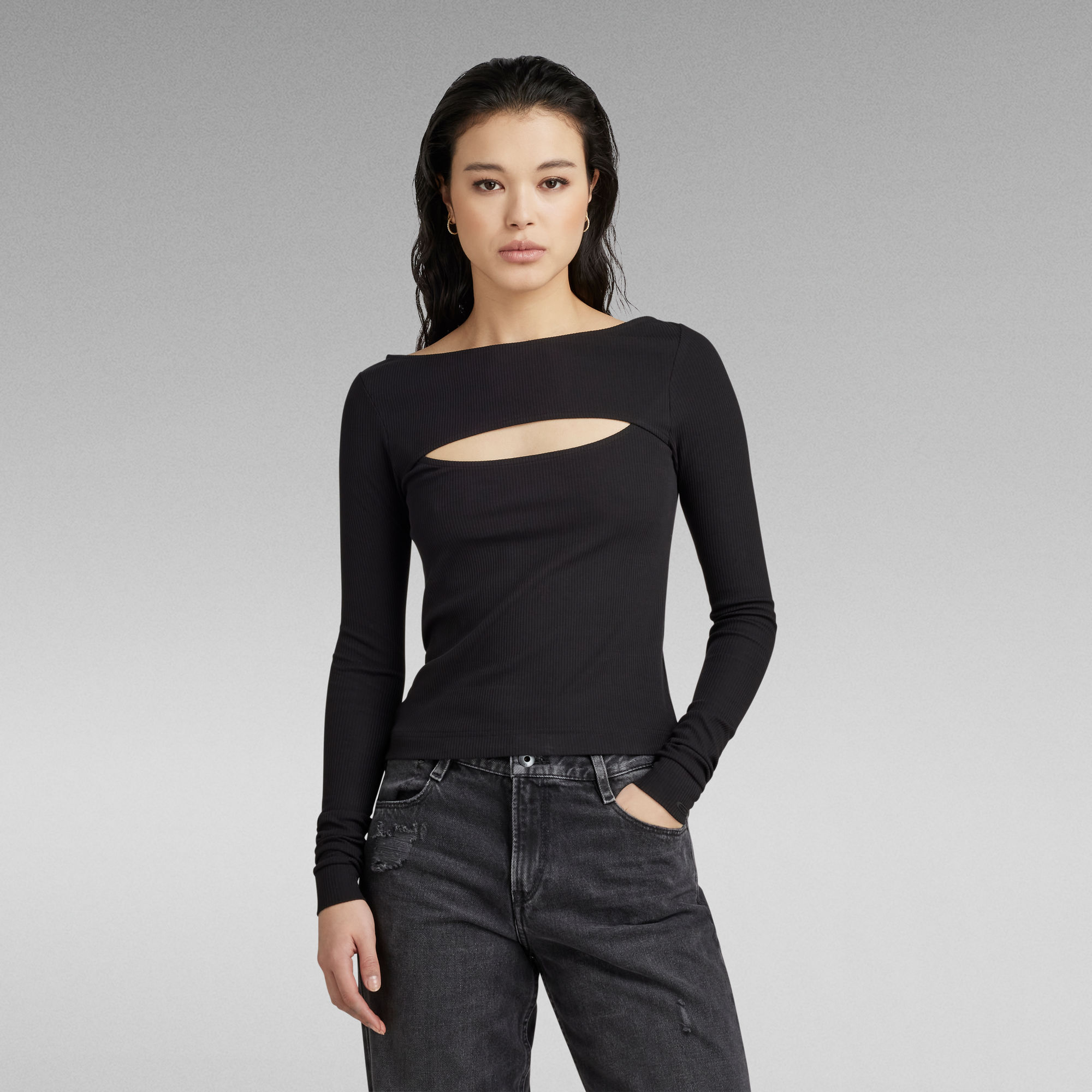 

Cut-Out Slim Boat Top - Black - Women