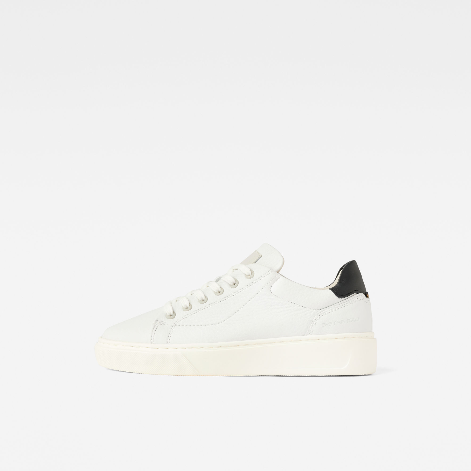 

Rovic Tumbled Leather Sneakers - White - Women