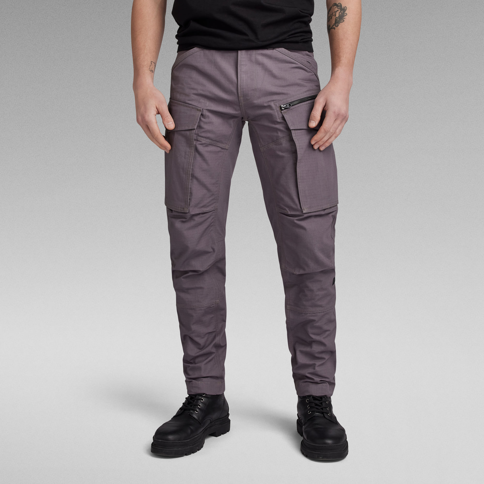 

Rovic Zip 3D Regular Tapered Pants - Grey - Men