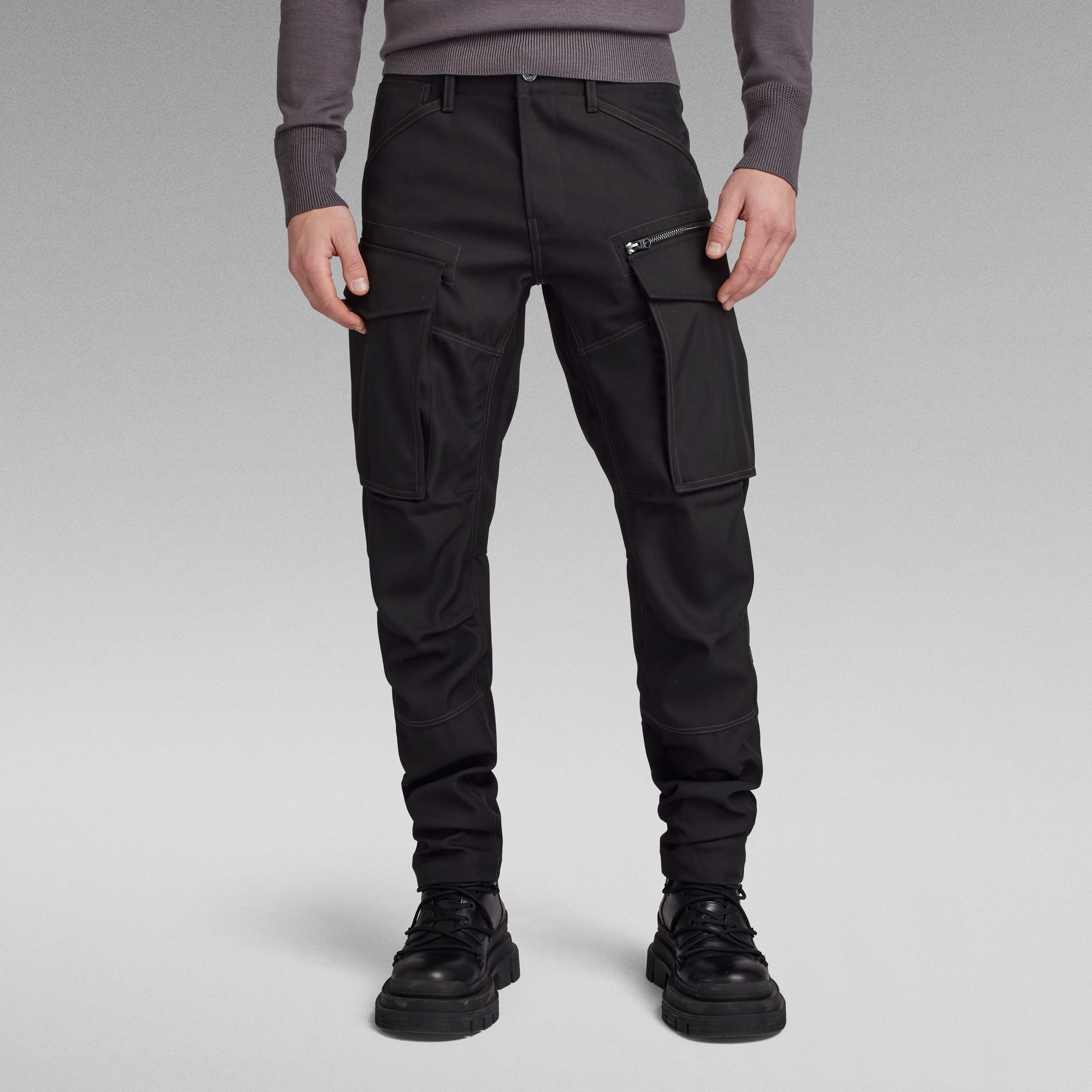 

Rovic Zip 3D Regular Tapered Pants - Black - Men