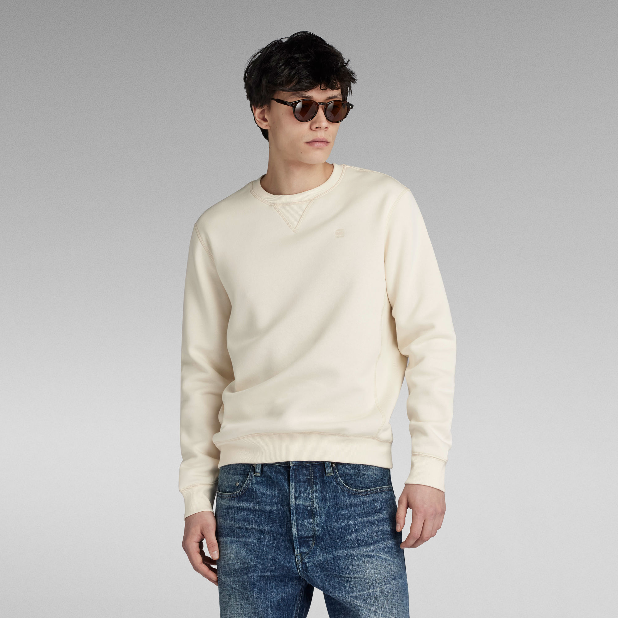 

Premium Core Sweater - Beige - Men