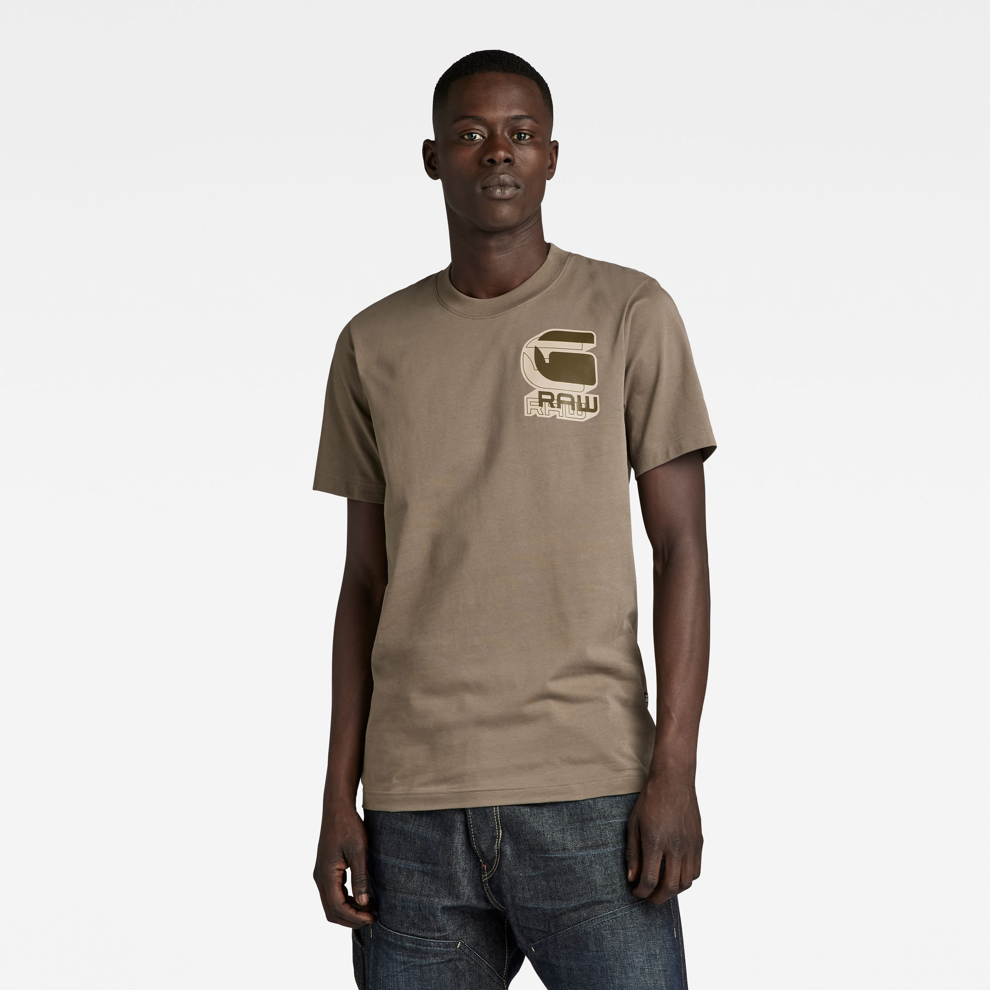 

Shadow Graphic Slim T-Shirt - Brown - Men