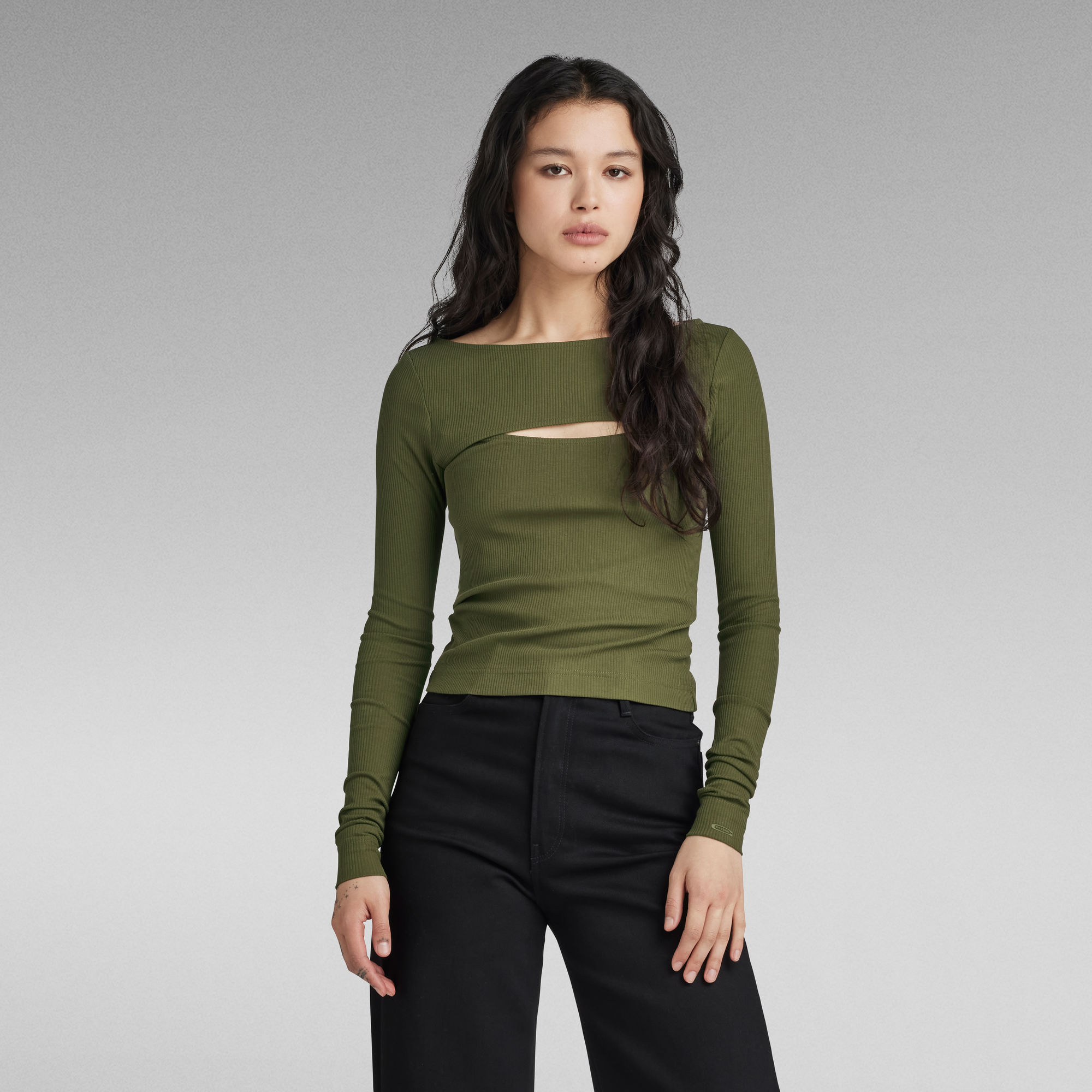 

Cut-Out Slim Boat Top - Green - Women