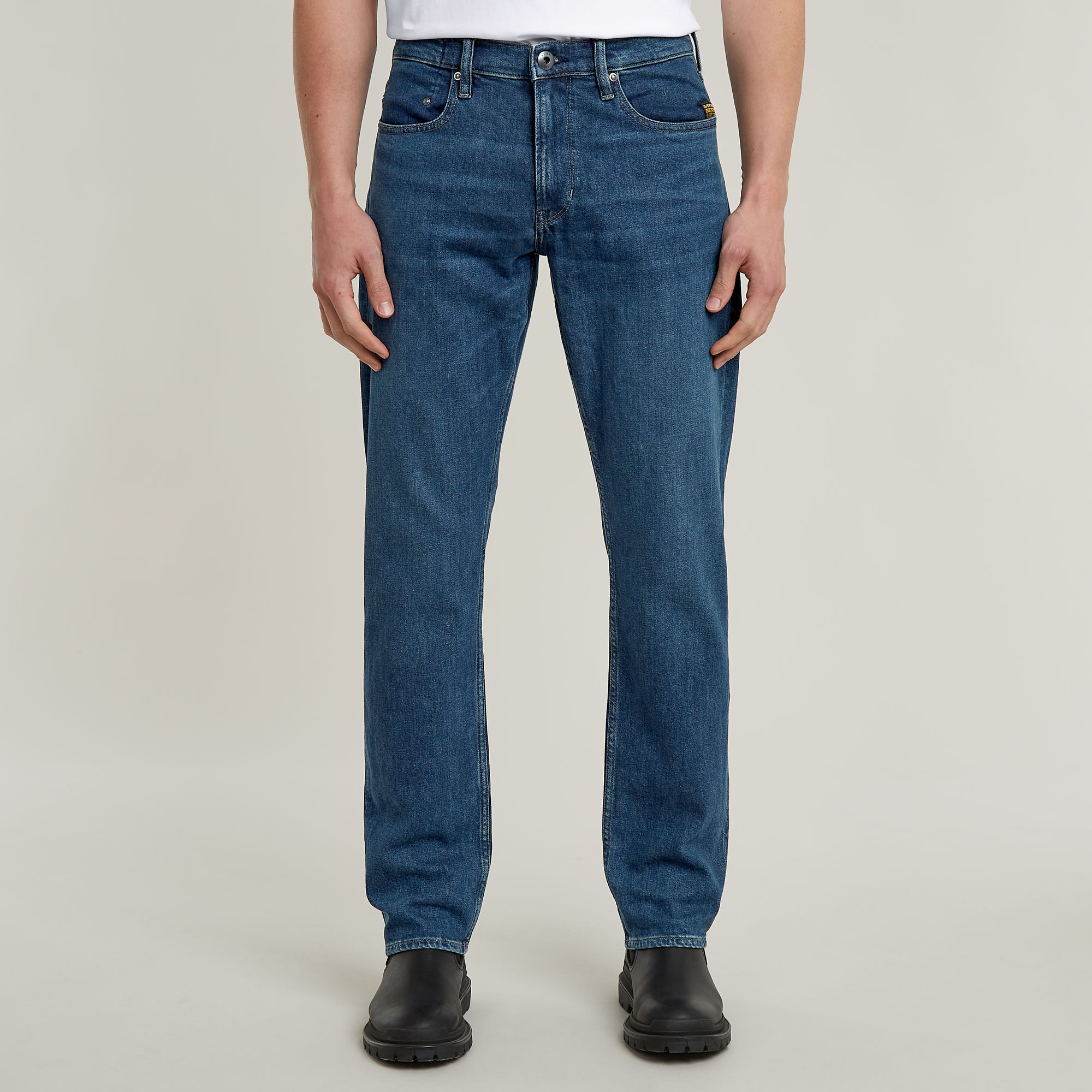 G-Star RAW Mosa Straight fit jeans worn in blue canal