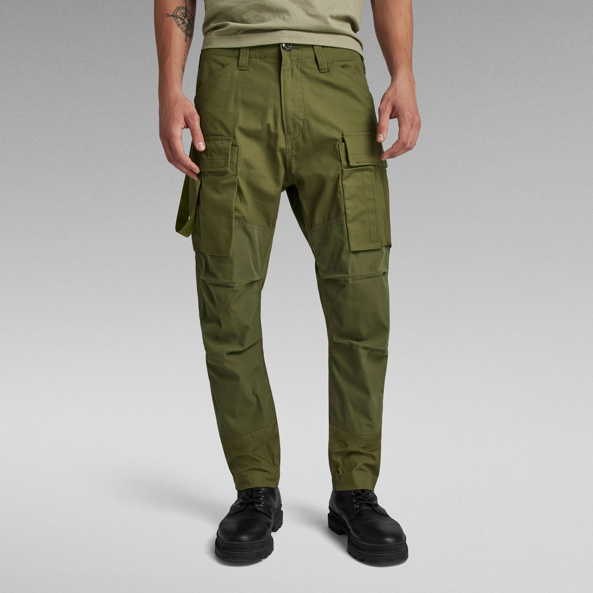 

3D Regular Tapered Cargo Pants 2.0 - Green - Men