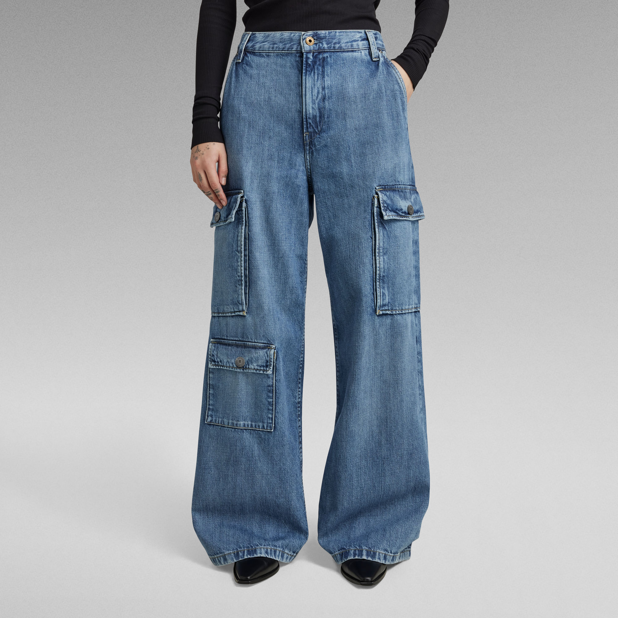 

Mega Cargo Denim Jeans - Medium blue - Women