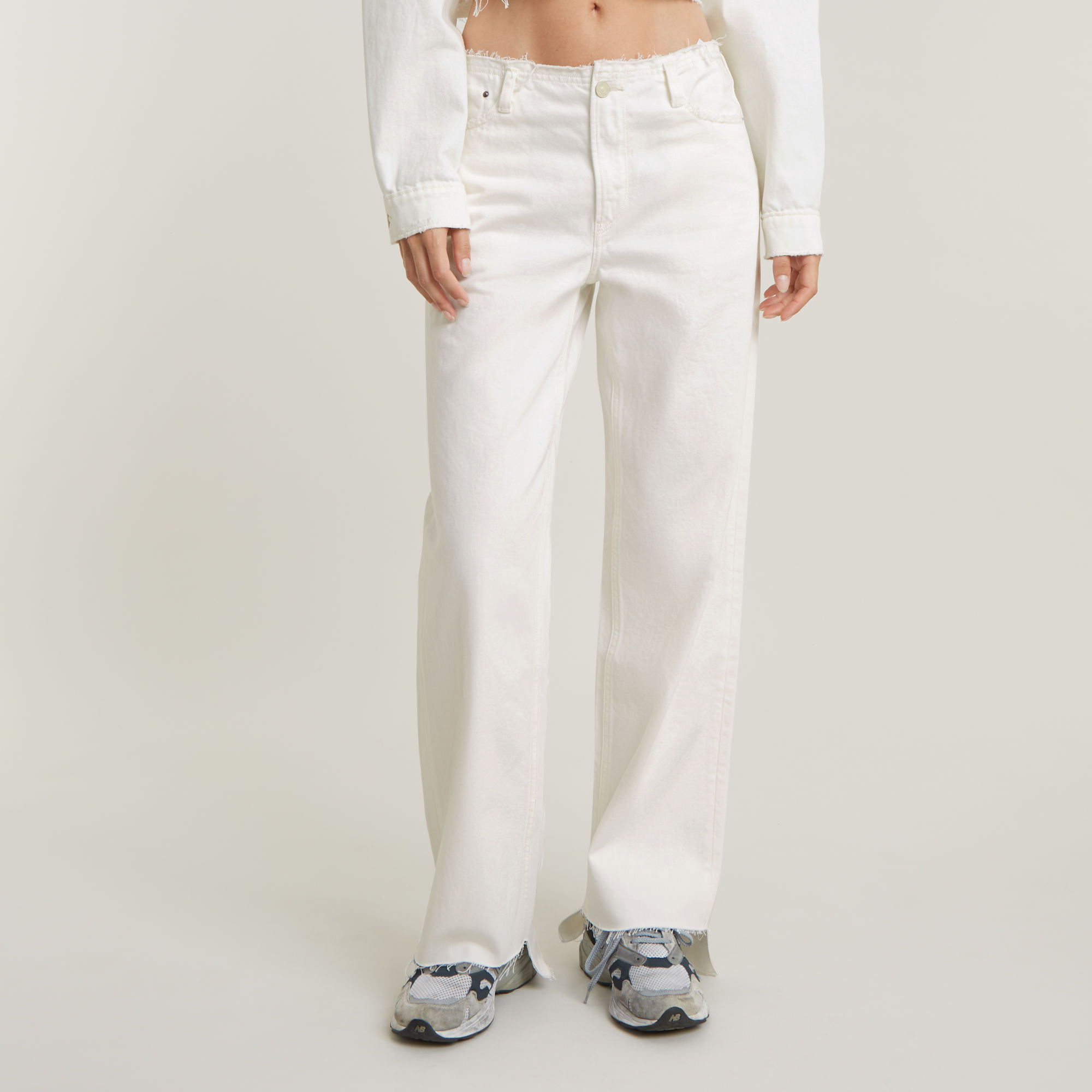 

Judee Loose Cut Waistband Jeans - White - Women