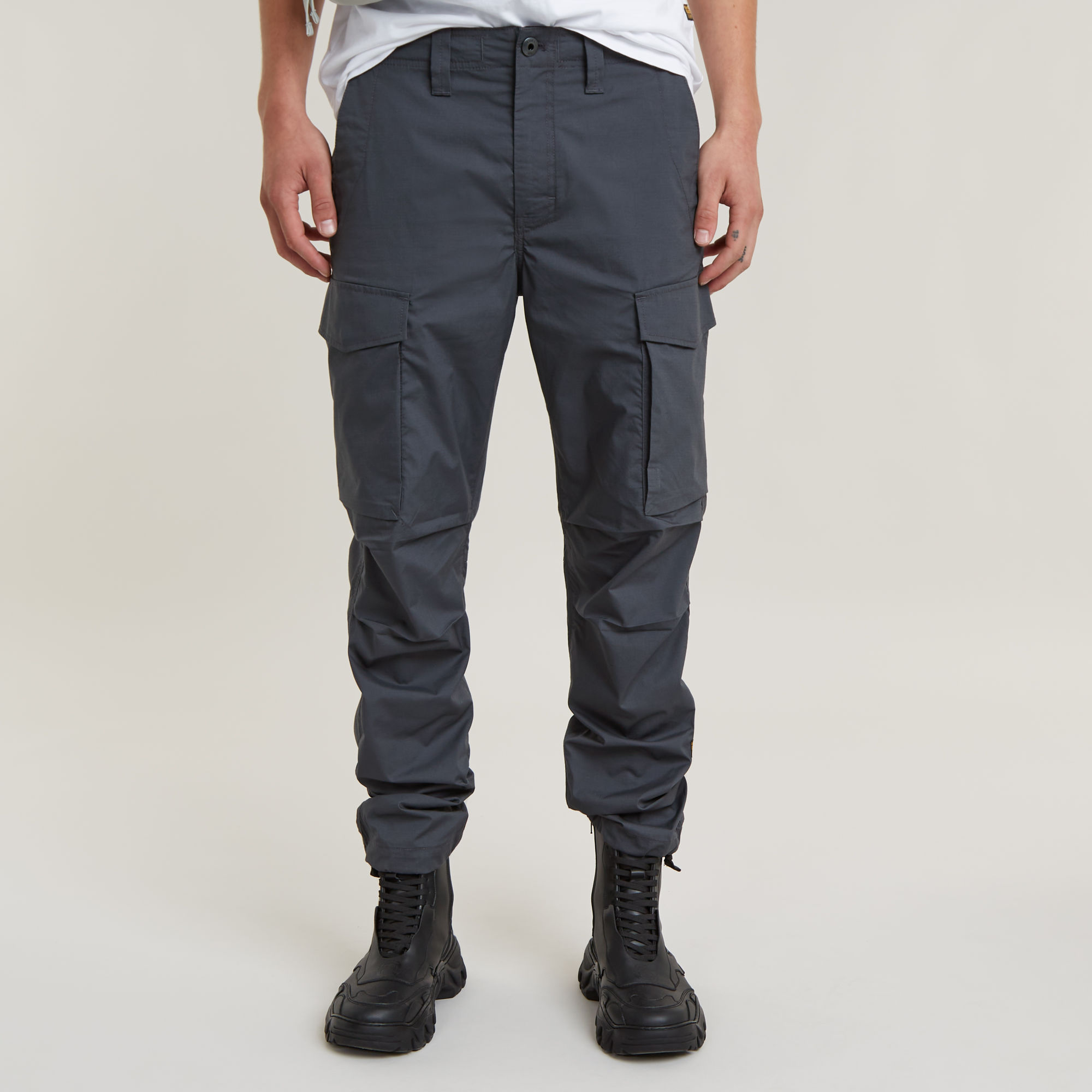 

Core Regular Cargo Pants - Grey - Men