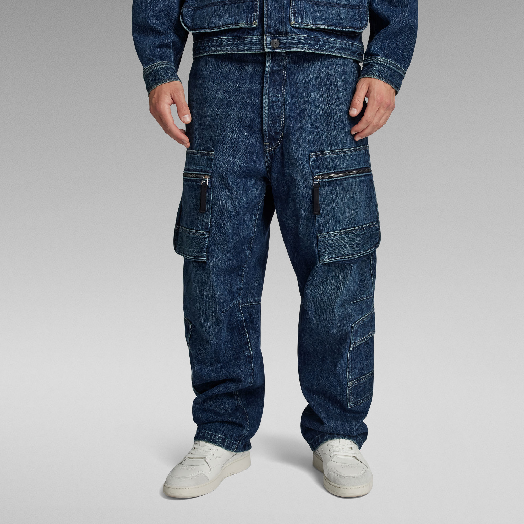 

Multi Pocket Cargo Relaxed Jeans - Dark blue - Men