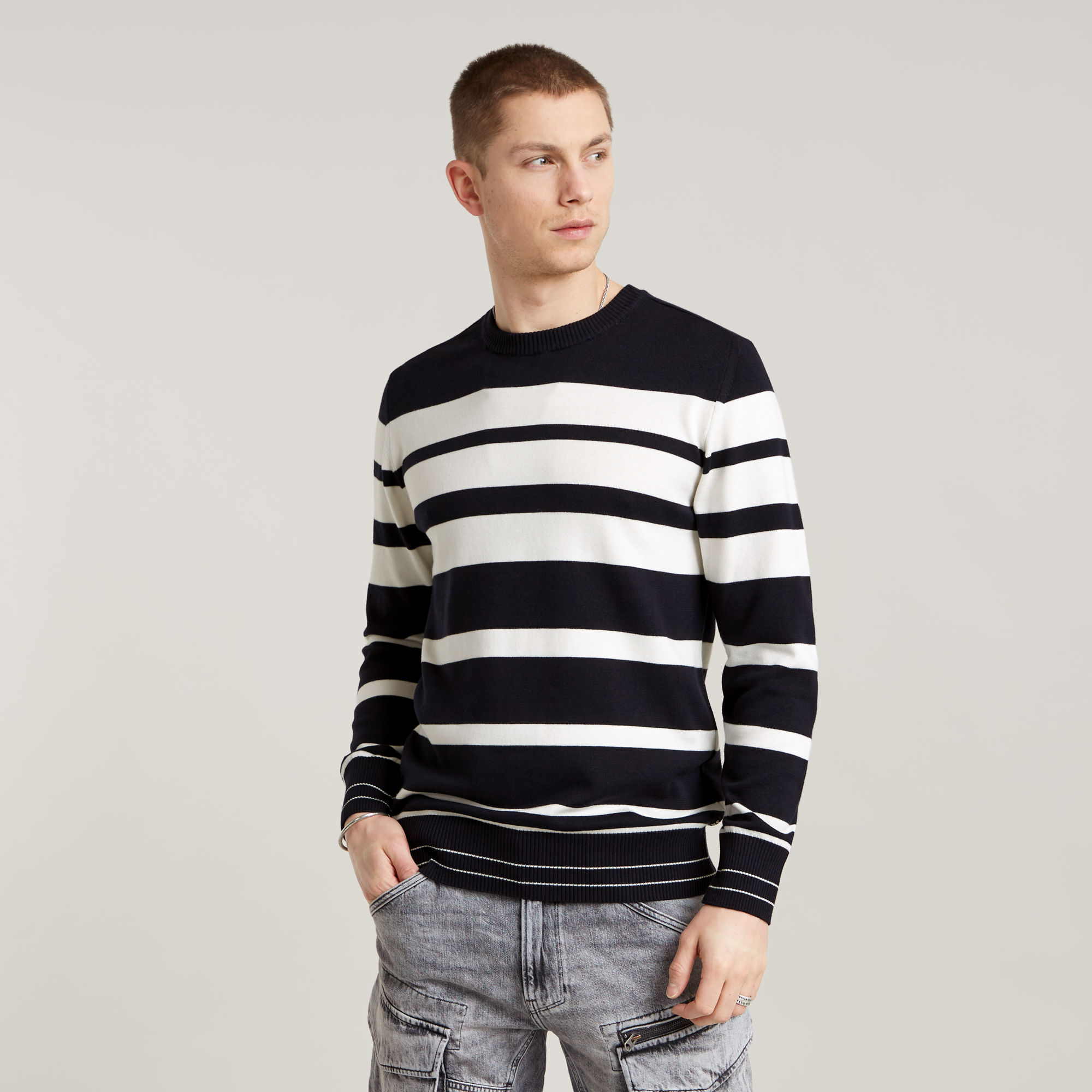 

Irregular Stripe Knitted Sweater - Multi color - Men