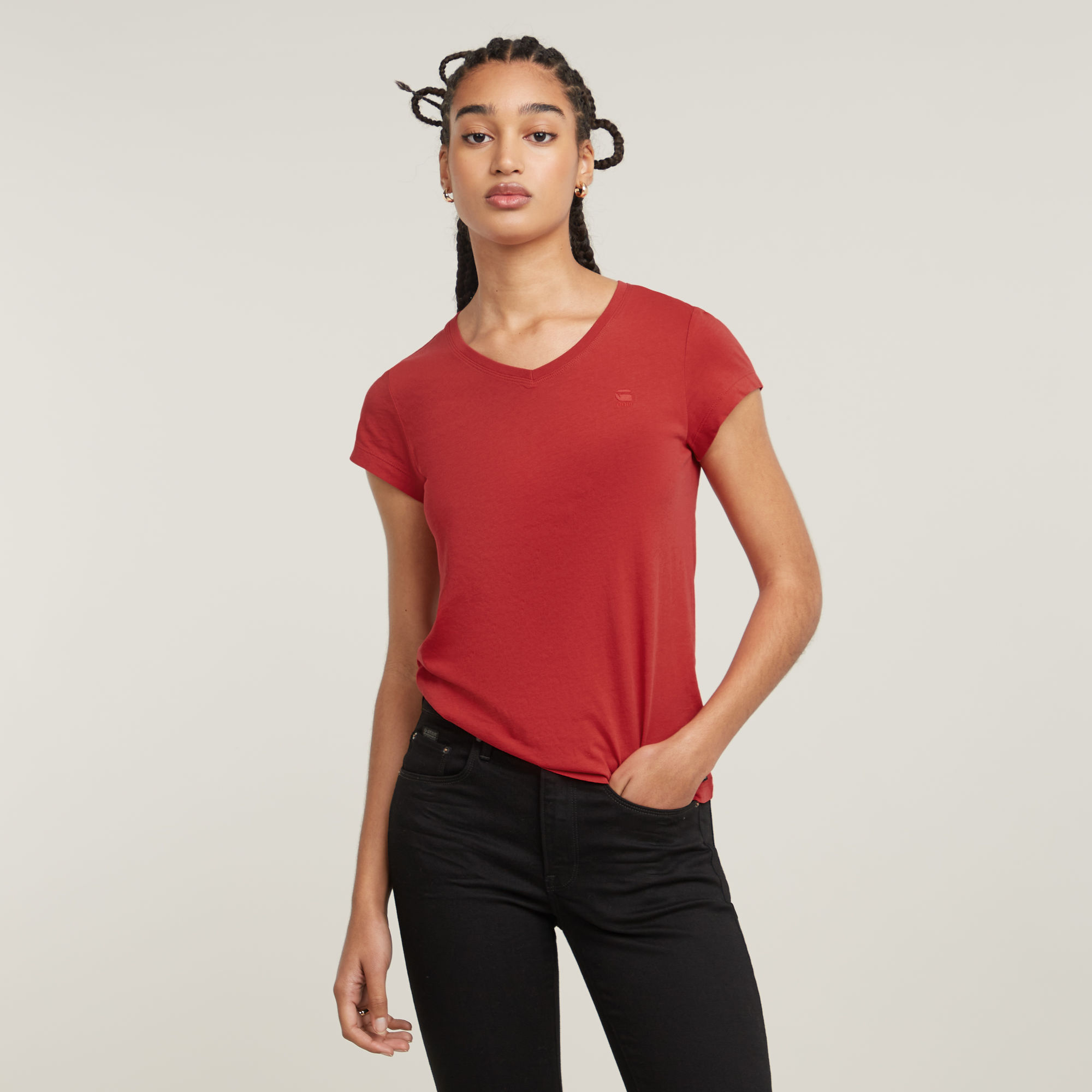 

Eyben Slim V- Neck Top - Red - Women