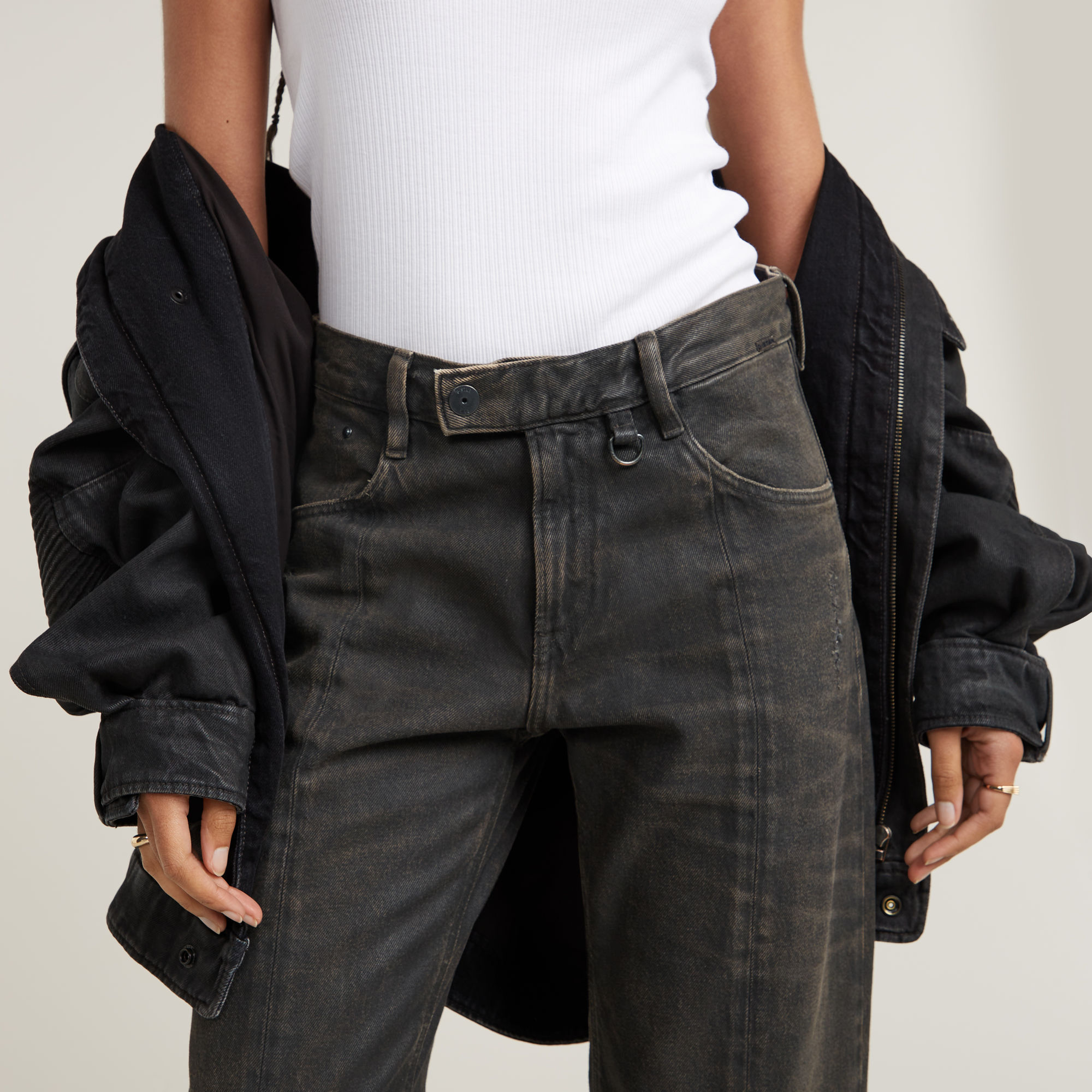 G-Star RAW Judee Biker Low Waist Loose Jeans Bruin Dames