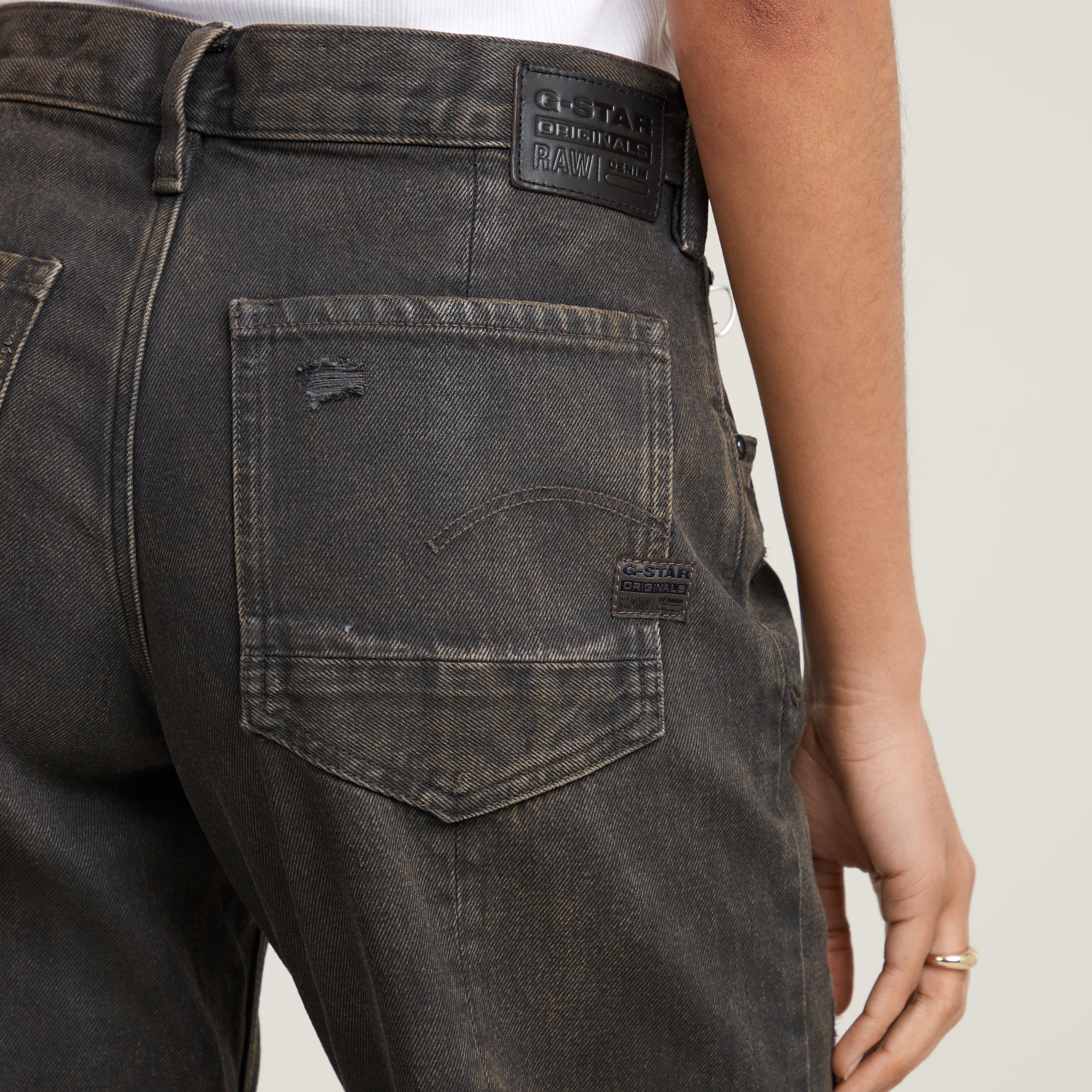 G-Star RAW Judee Biker Low Waist Loose Jeans Bruin Dames
