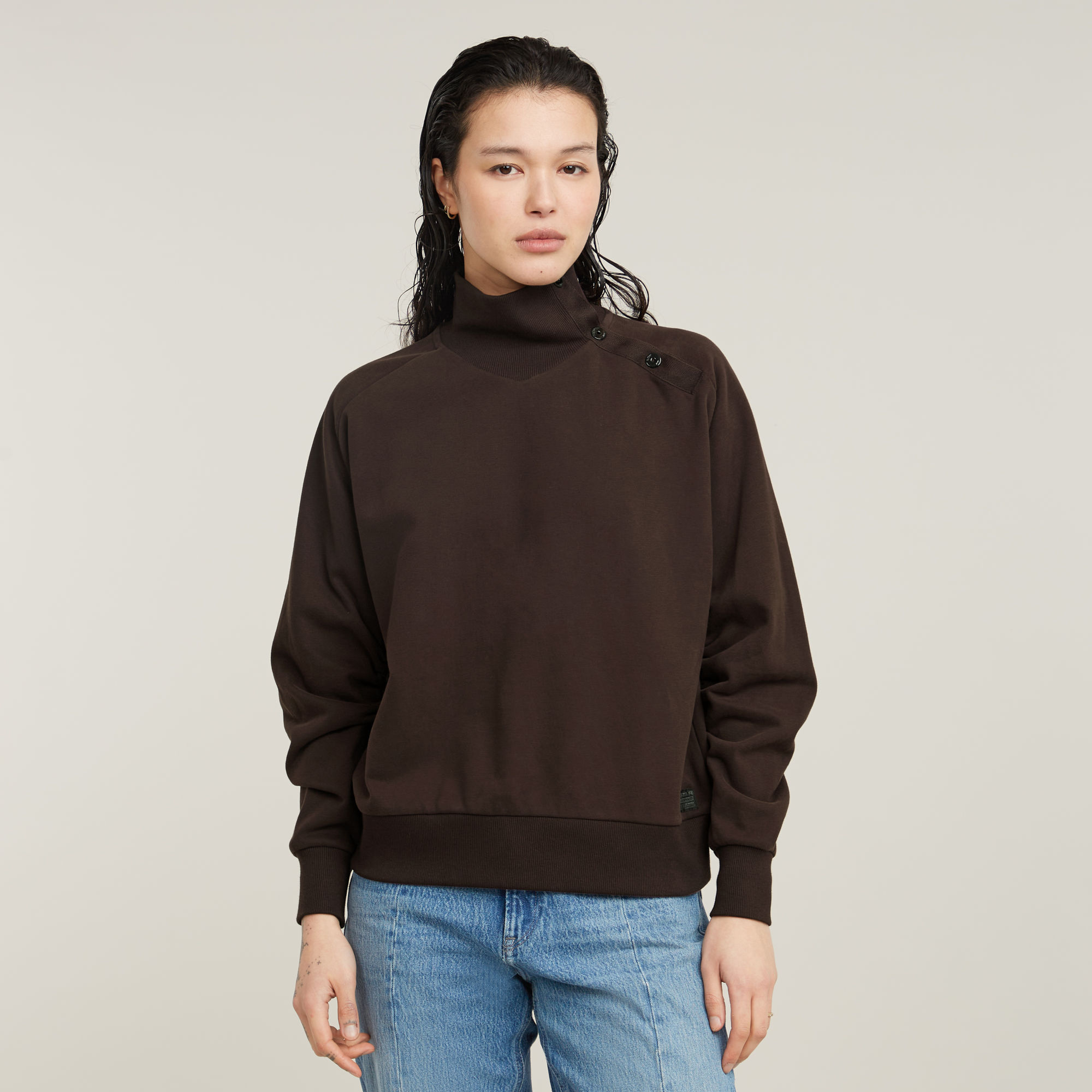 Asymmetric Button Mock Sweater - Braun - Damen