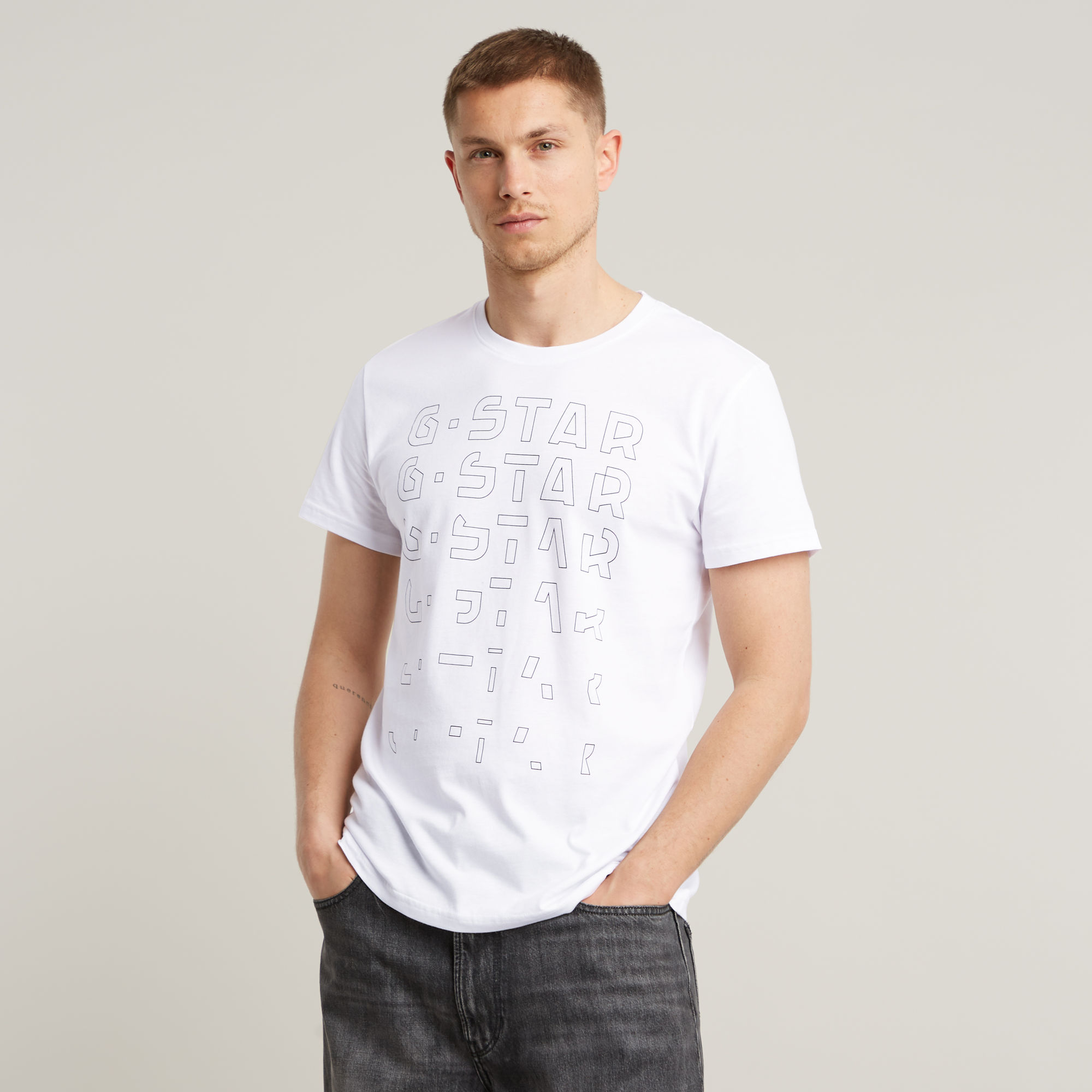 

Gradient Graphic T-Shirt - White - Men