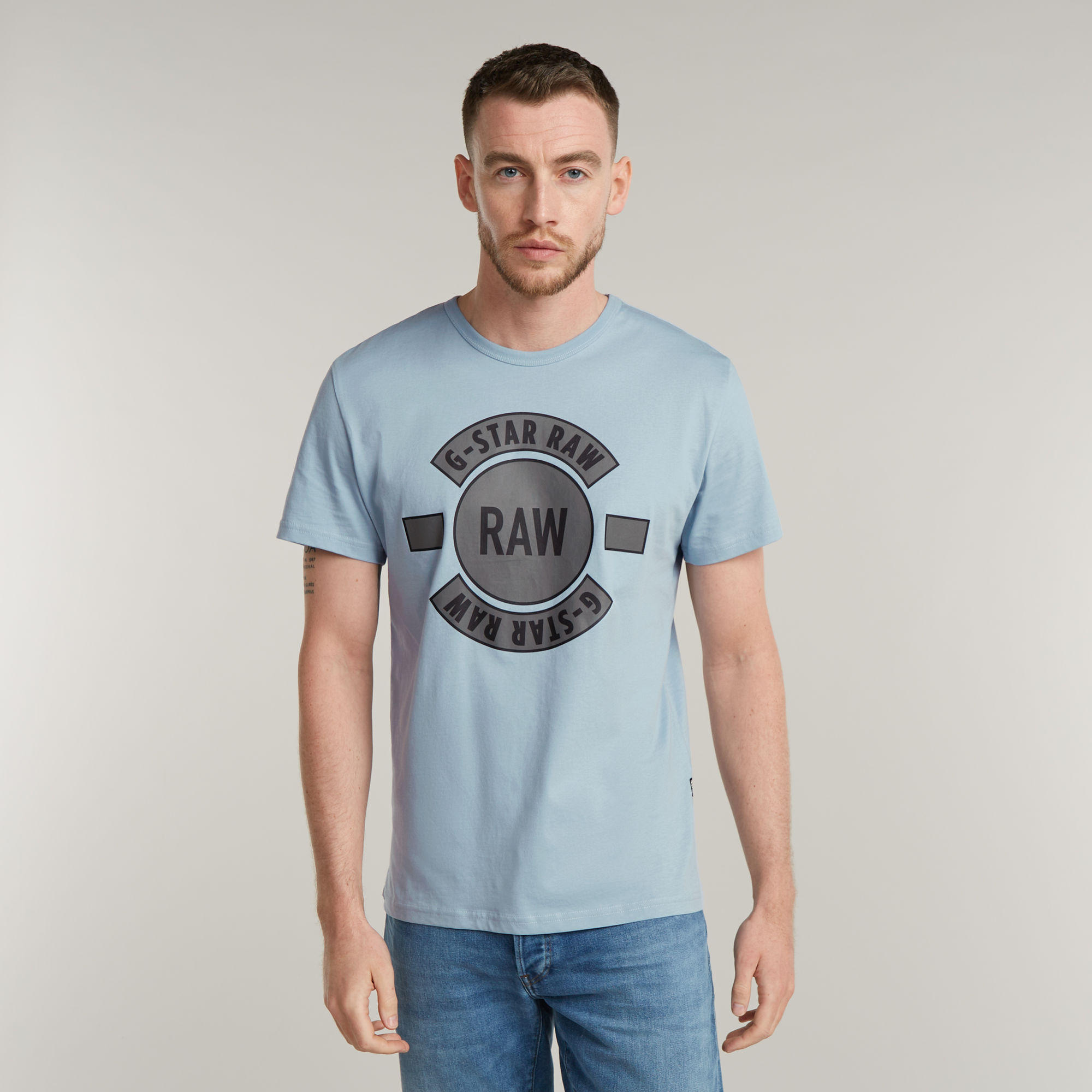 

Badge Artwork T-Shirt - Lichtblauw - Heren