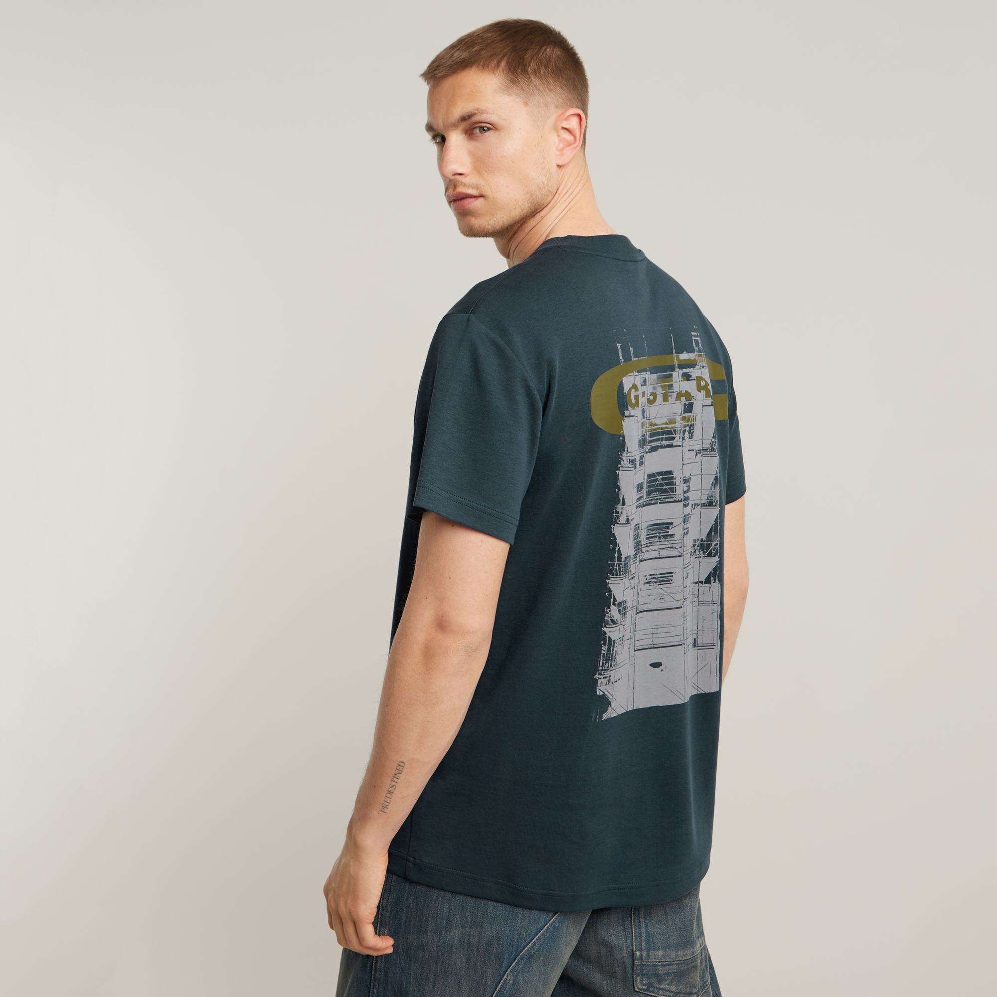 

Scaffolding Back Graphic T-Shirt - Dark blue - Men