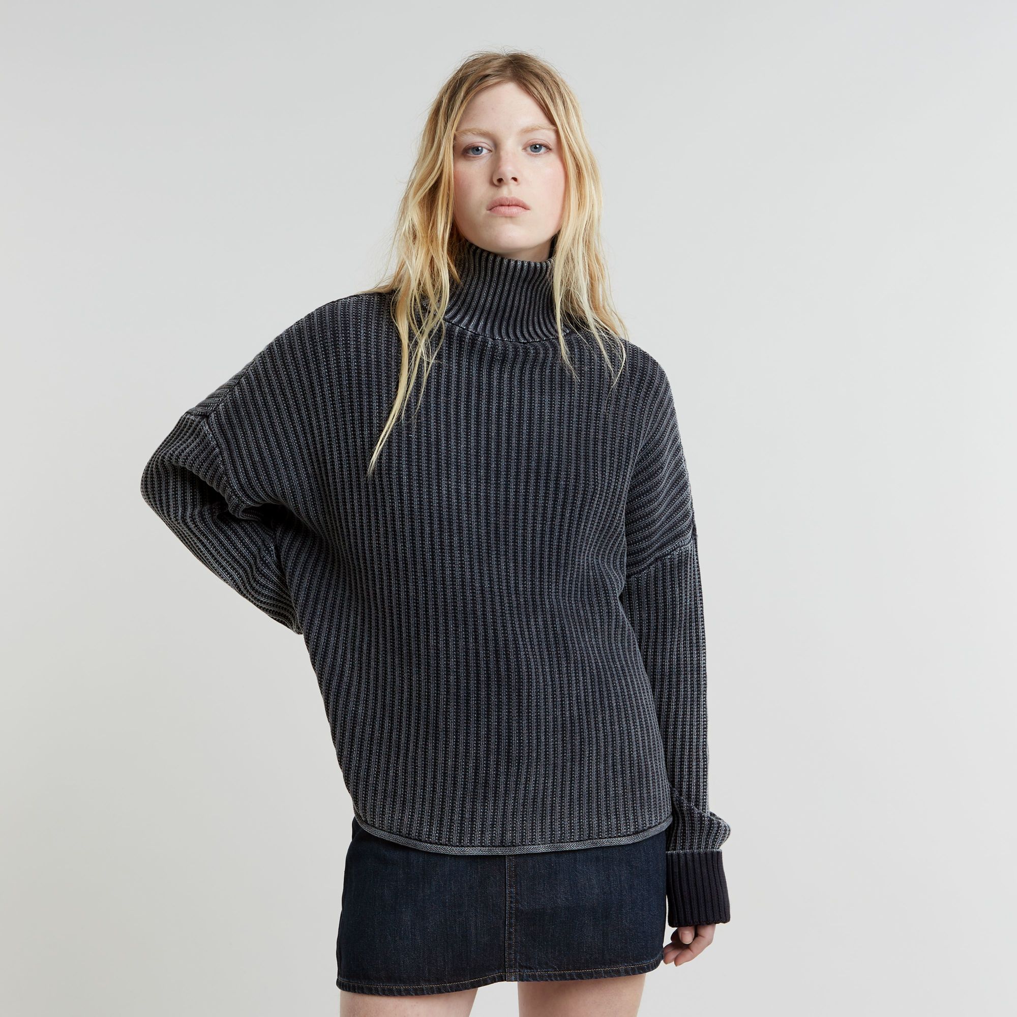 Loose Overdyed Turtle Knitted Pullover - Dunkelblau - Damen