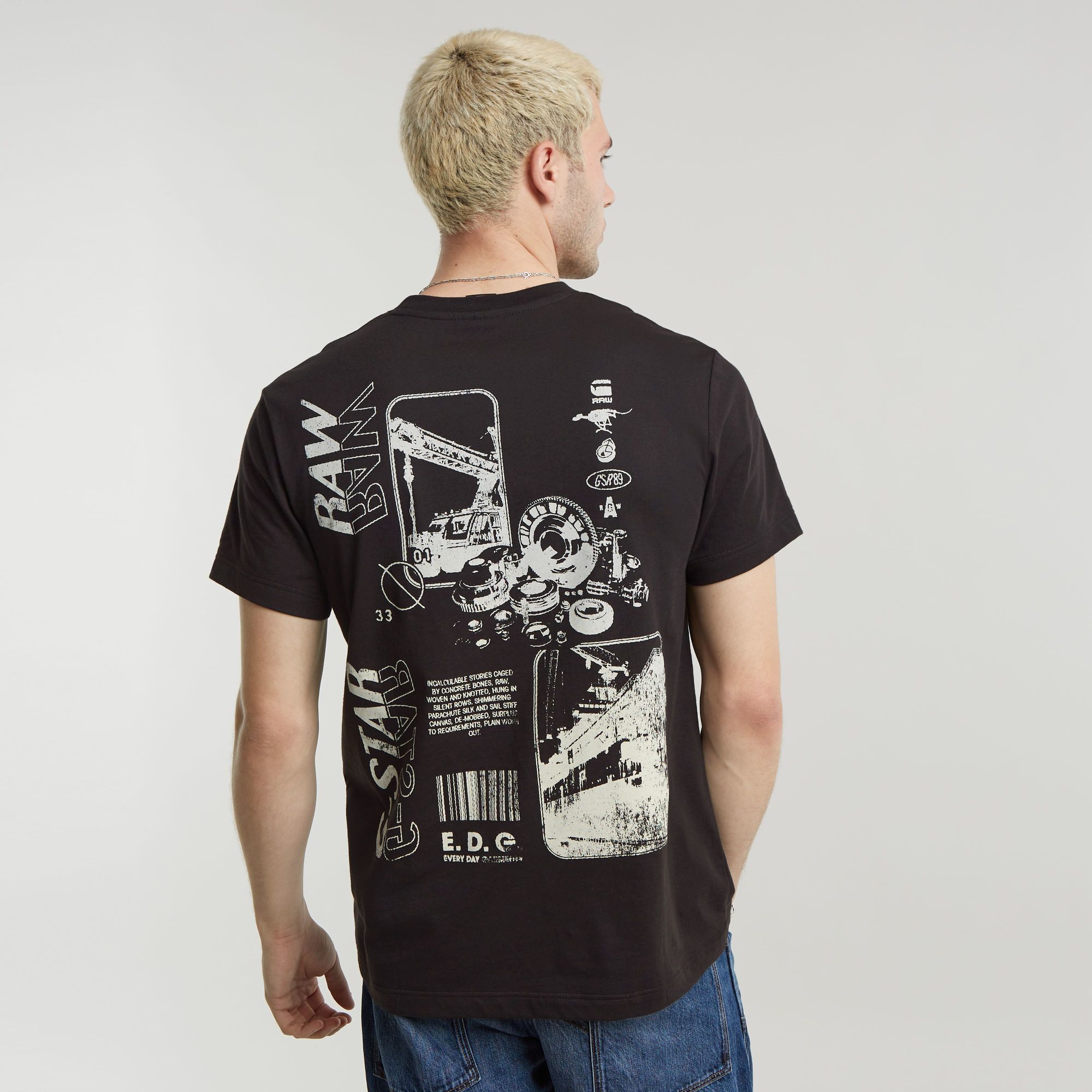 

Poster Back Graphic T-Shirt - Black - Men