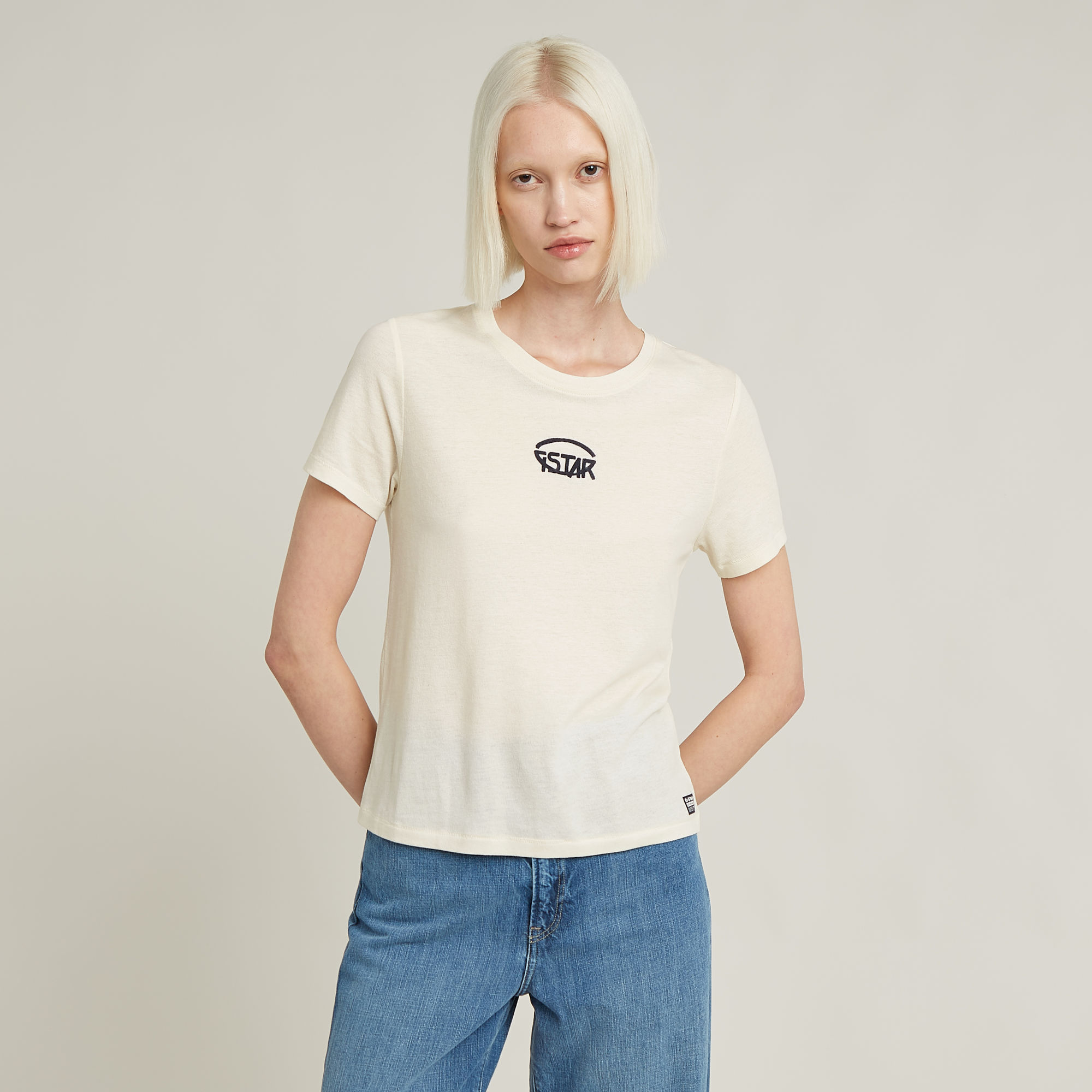 

Small Center Logo Top - White - Women