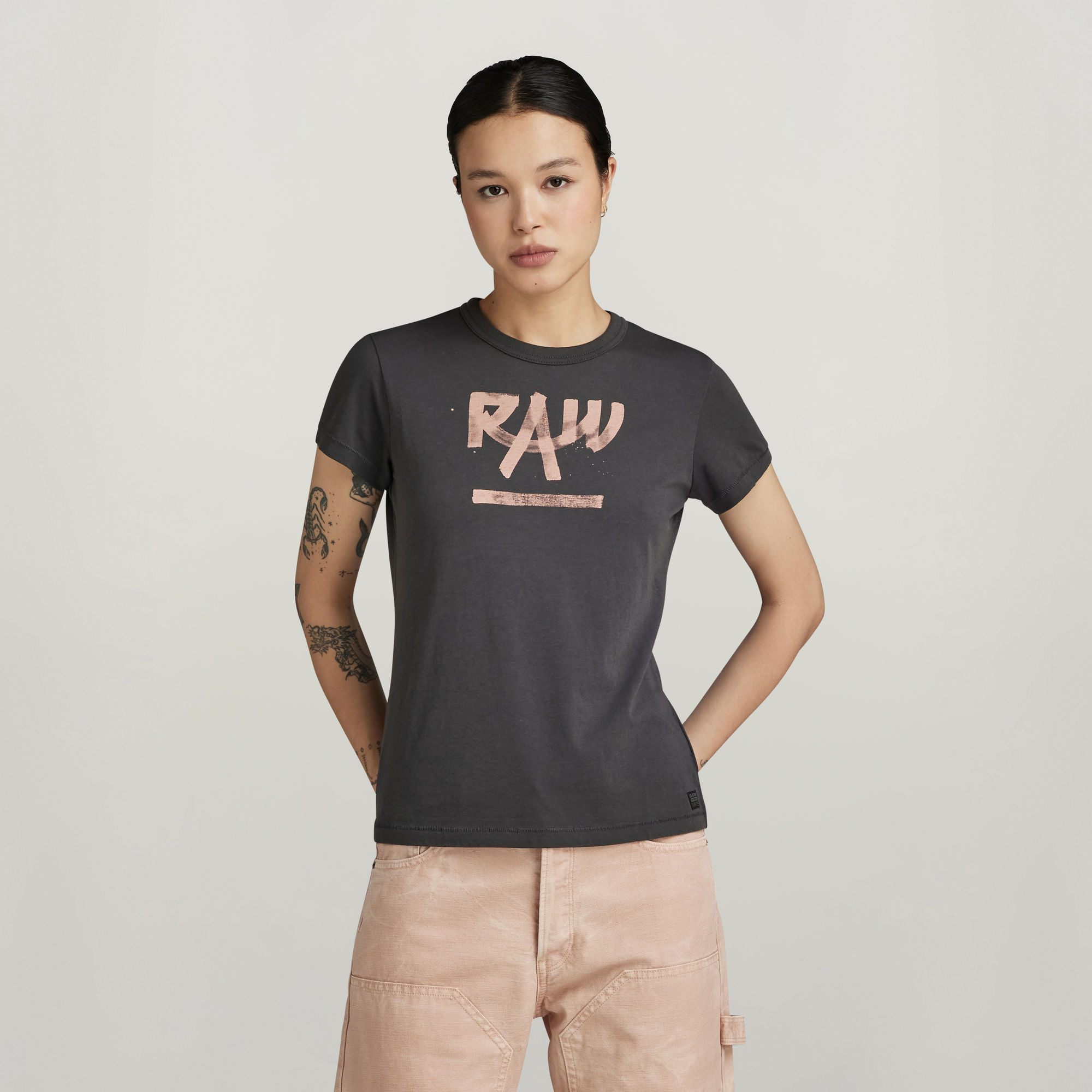

Calligraphy Graphic Top - Grau - Damen