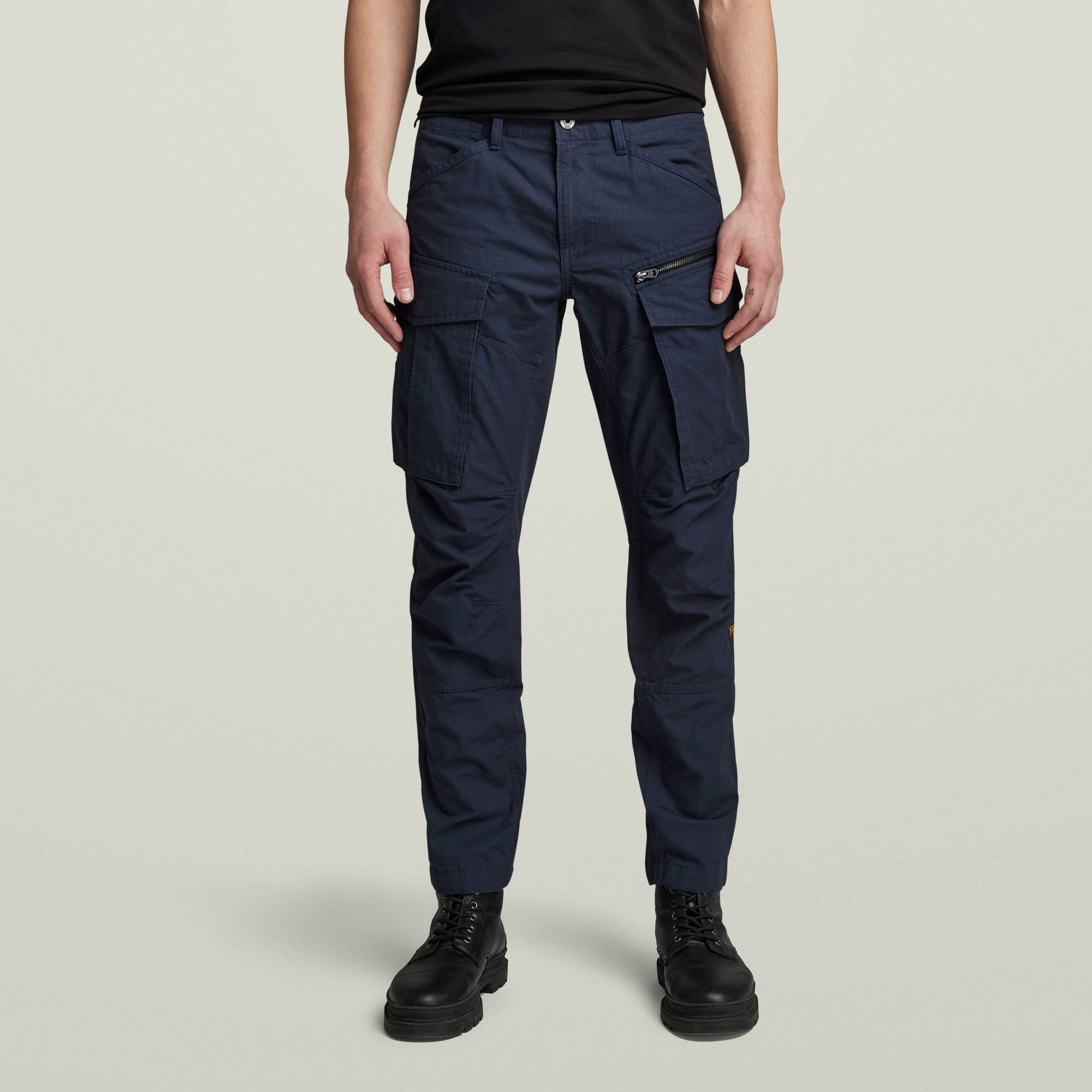 

Rovic Zip 3D Regular Tapered Pants - Dark blue - Men
