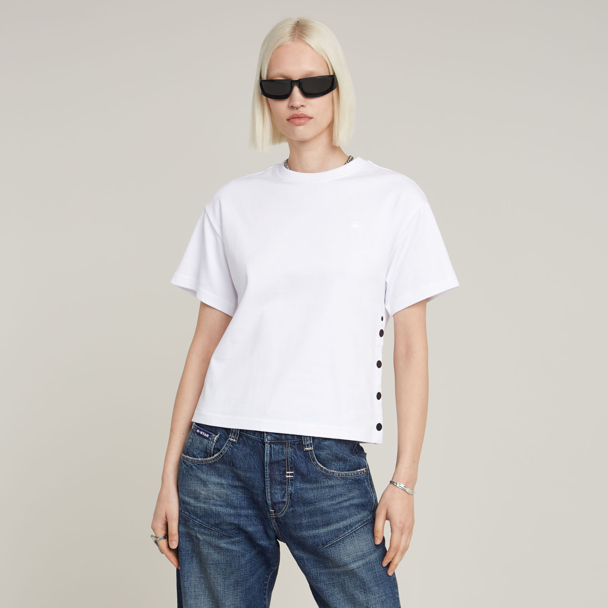 

Side Buttons Relaxed Top - White - Women