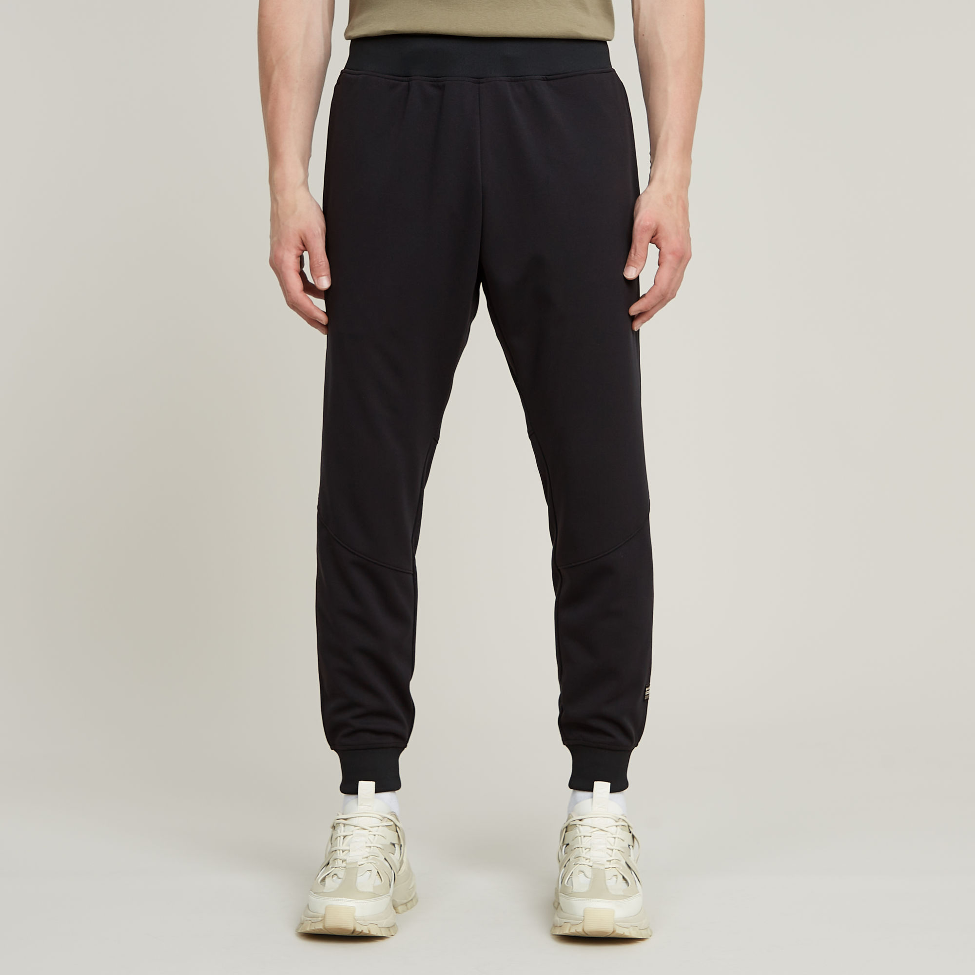 

Motion Tech Slim Sweat Pants - Dark blue - Men