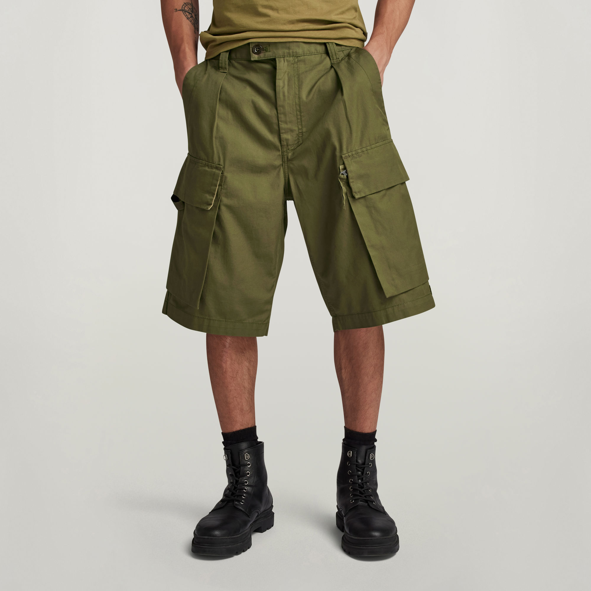 

R-3N Relaxed Shorts - Green - Men