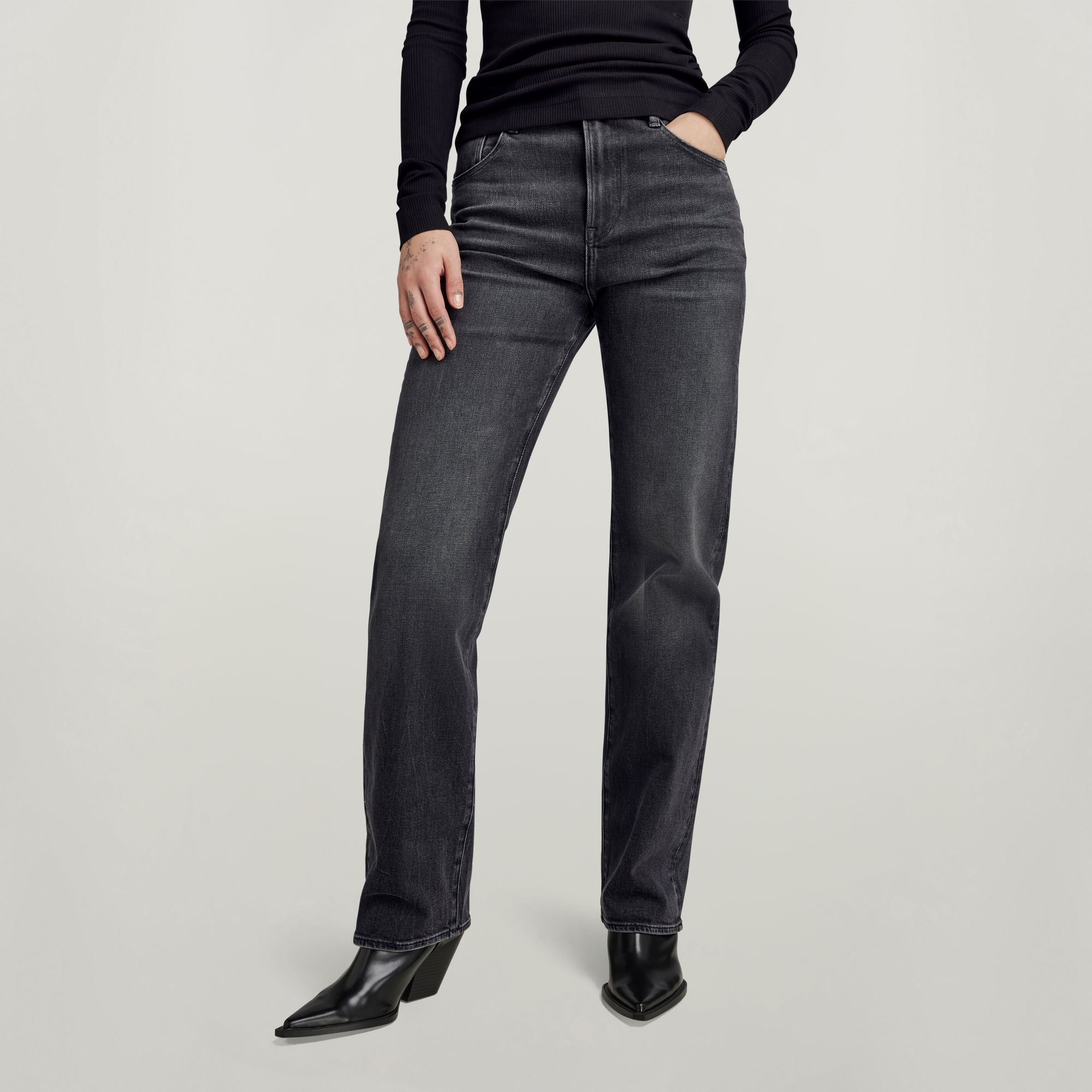 

Viktoria High Straight Jeans - Zwart - Dames