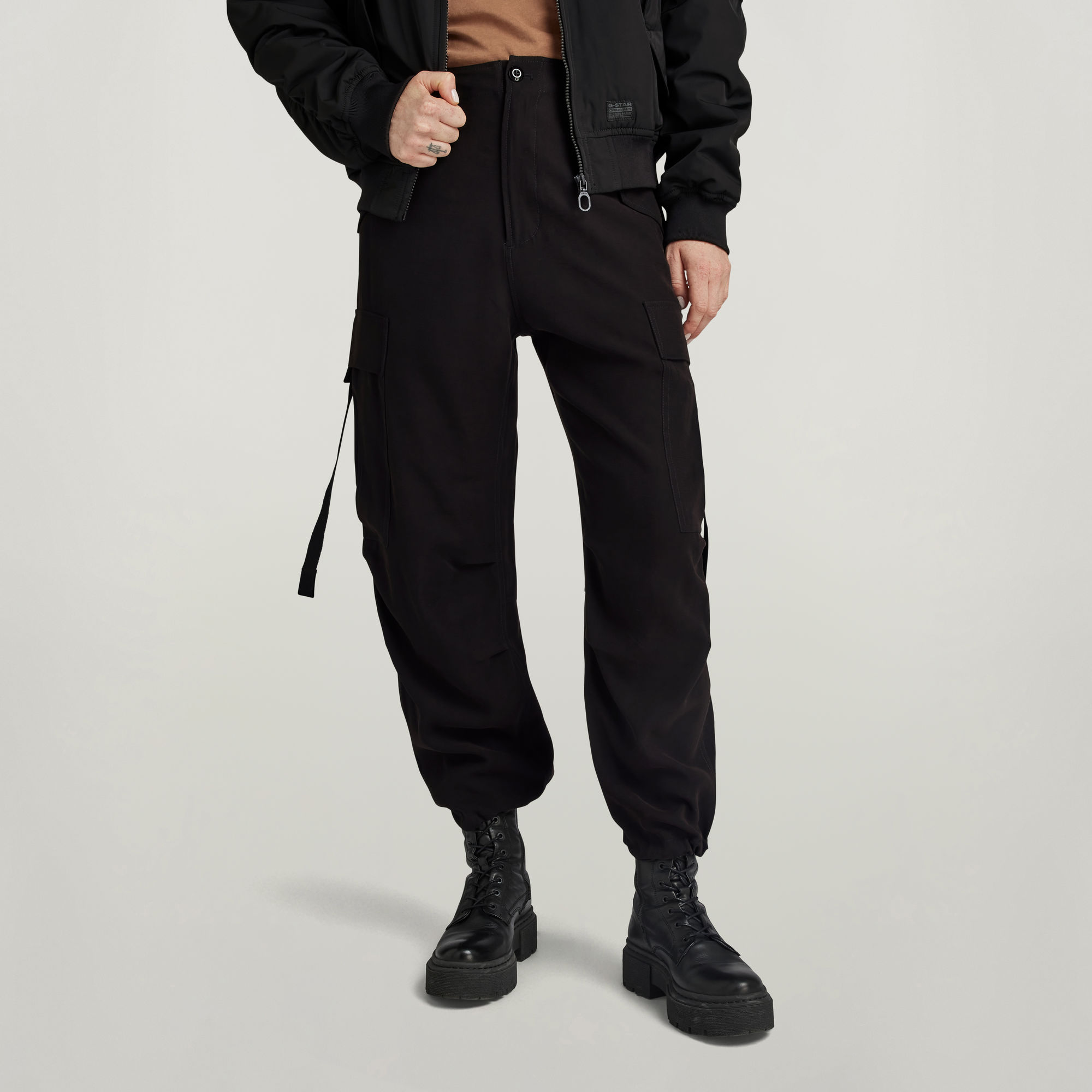 

Cargo Cropped Drawcord Pants - Black - Women