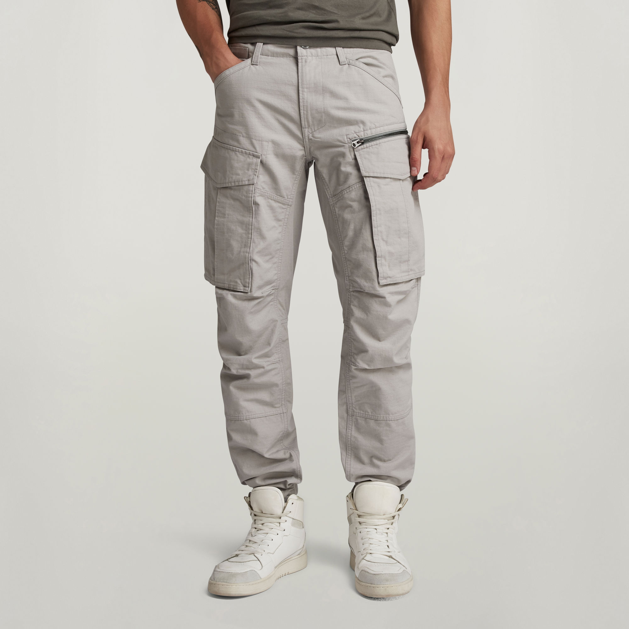 

Rovic Zip 3D Regular Tapered Pants - Grey - Men