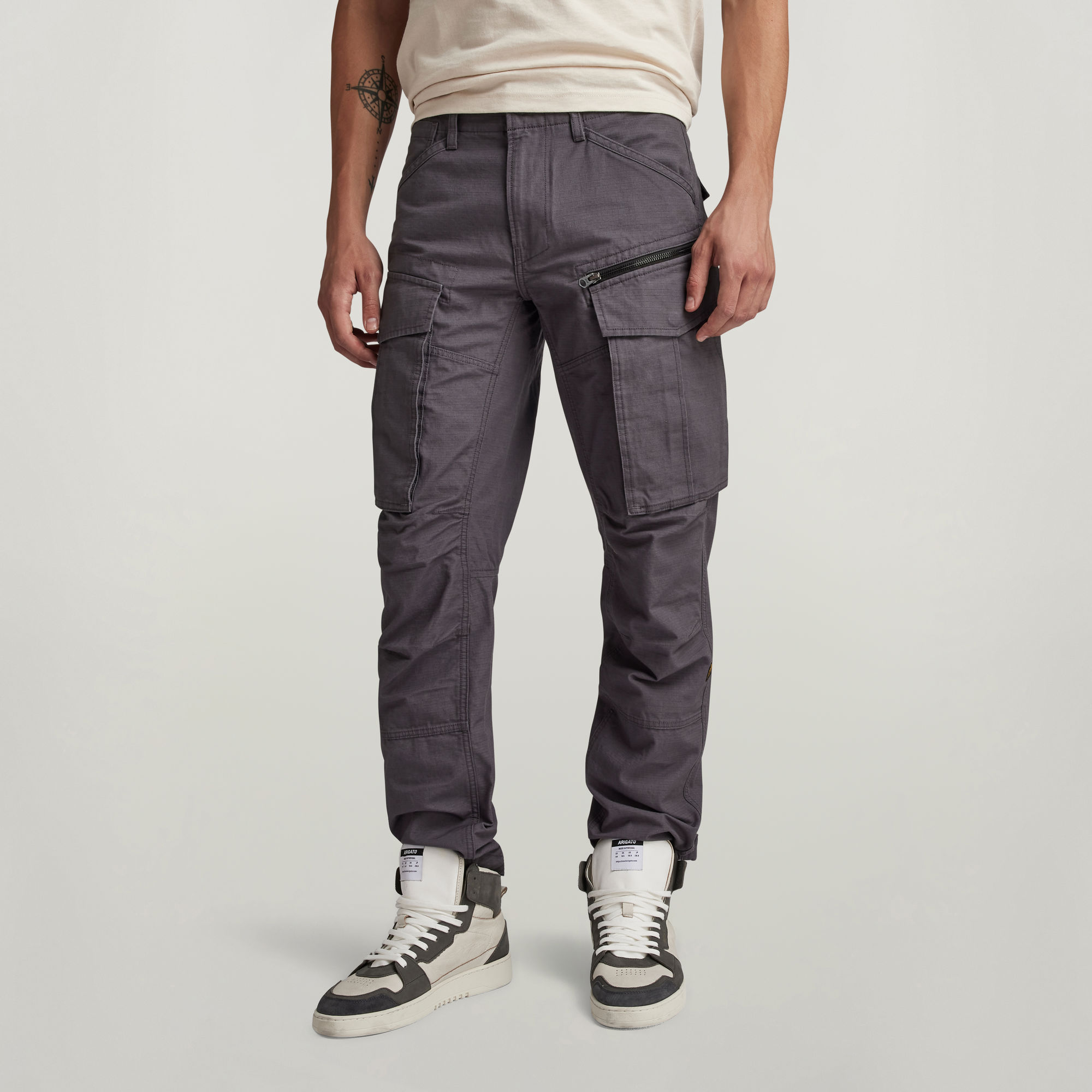 

Rovic Zip 3D Regular Tapered Pants - Grey - Men