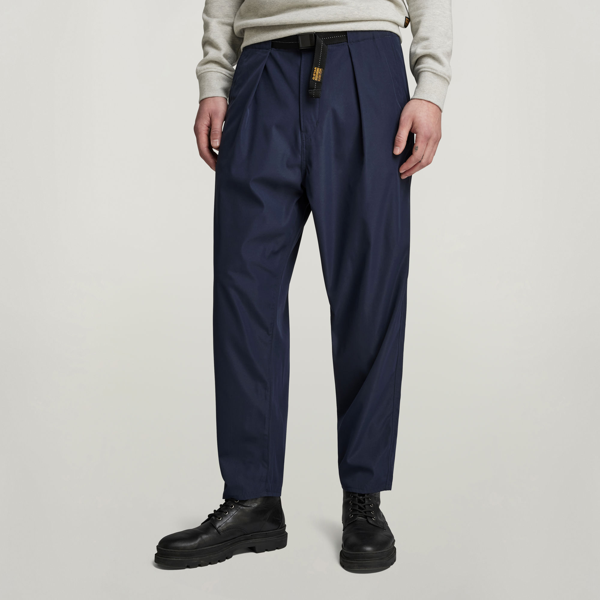 

Pleated Chino Belt Relaxed - Donkerblauw - Heren